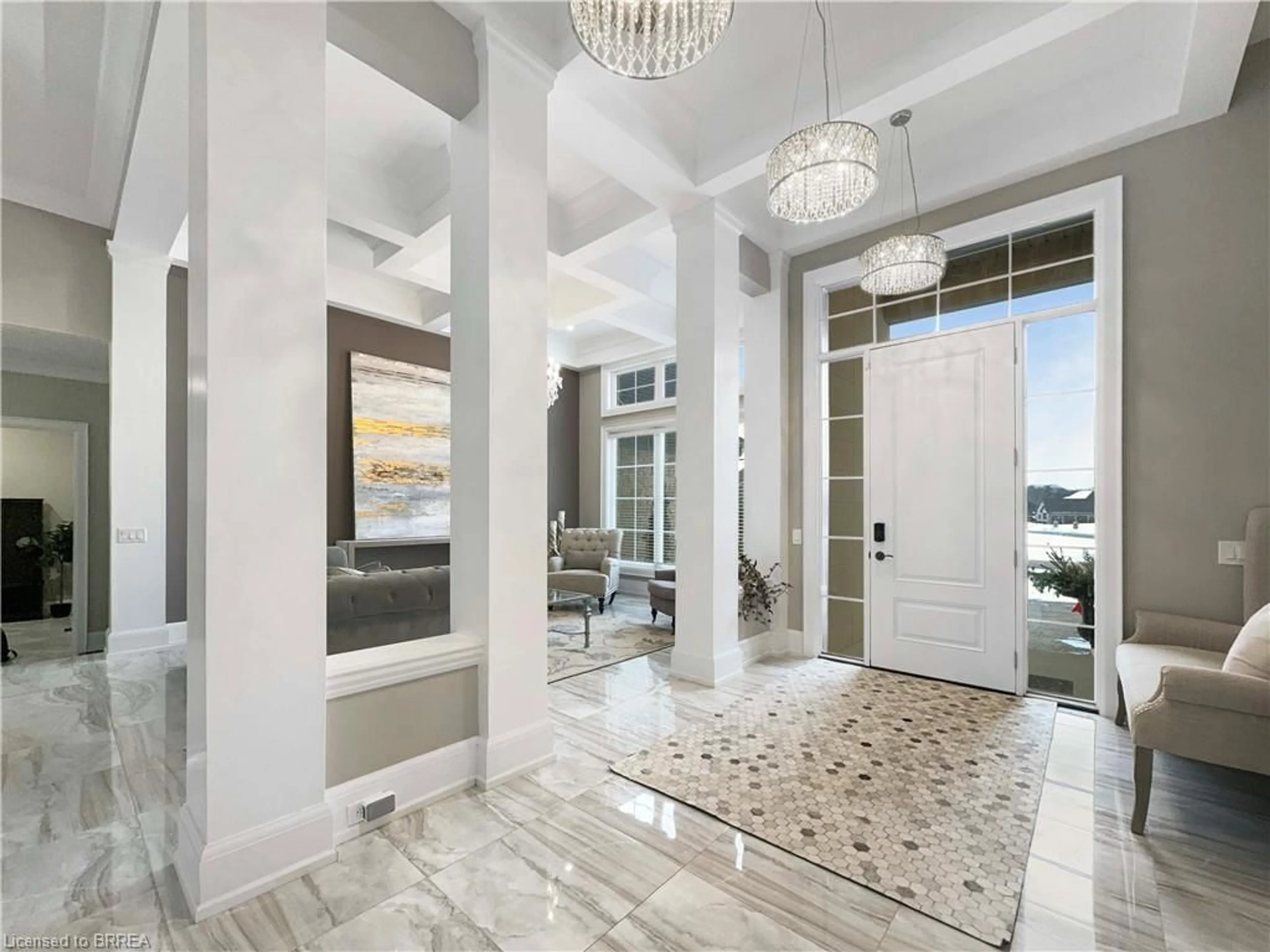Indoor entryway for 18 Harper Blvd, Brantford Ontario N3T 0E1