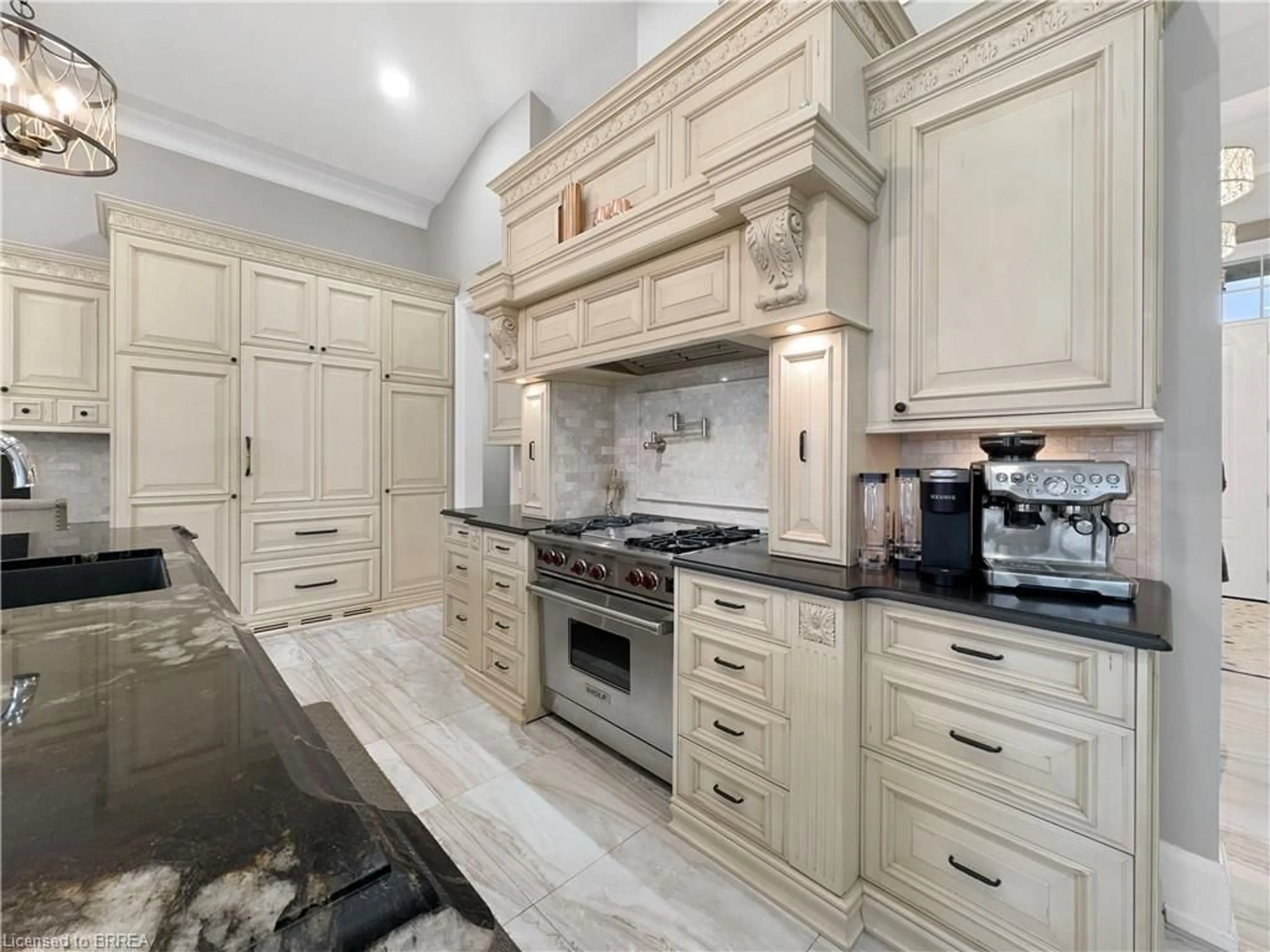 Contemporary kitchen, ceramic/tile floor for 18 Harper Blvd, Brantford Ontario N3T 0E1