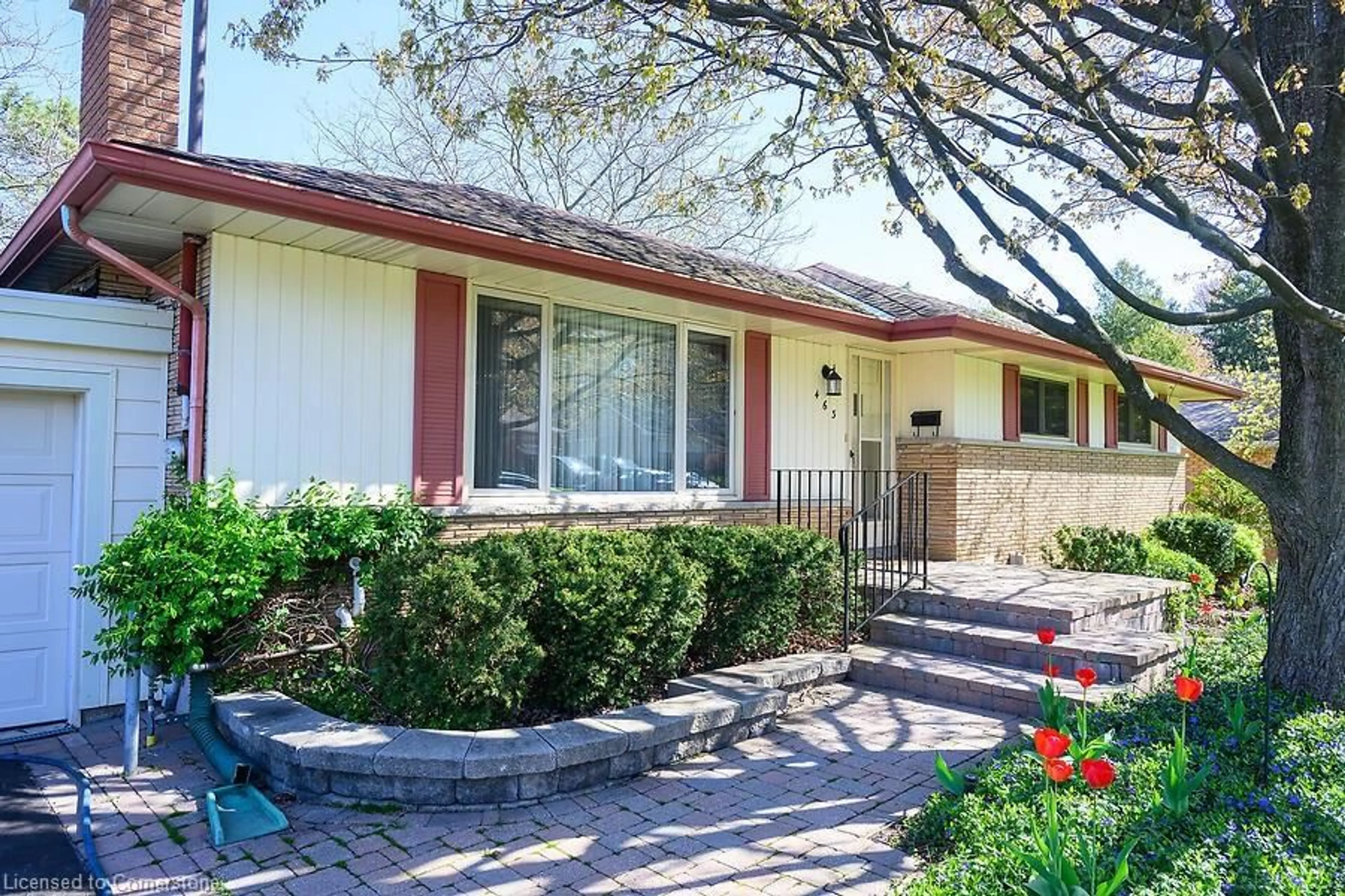 Home with vinyl exterior material, street for 463 Evergreen Ave, Ancaster Ontario L9G 2P9