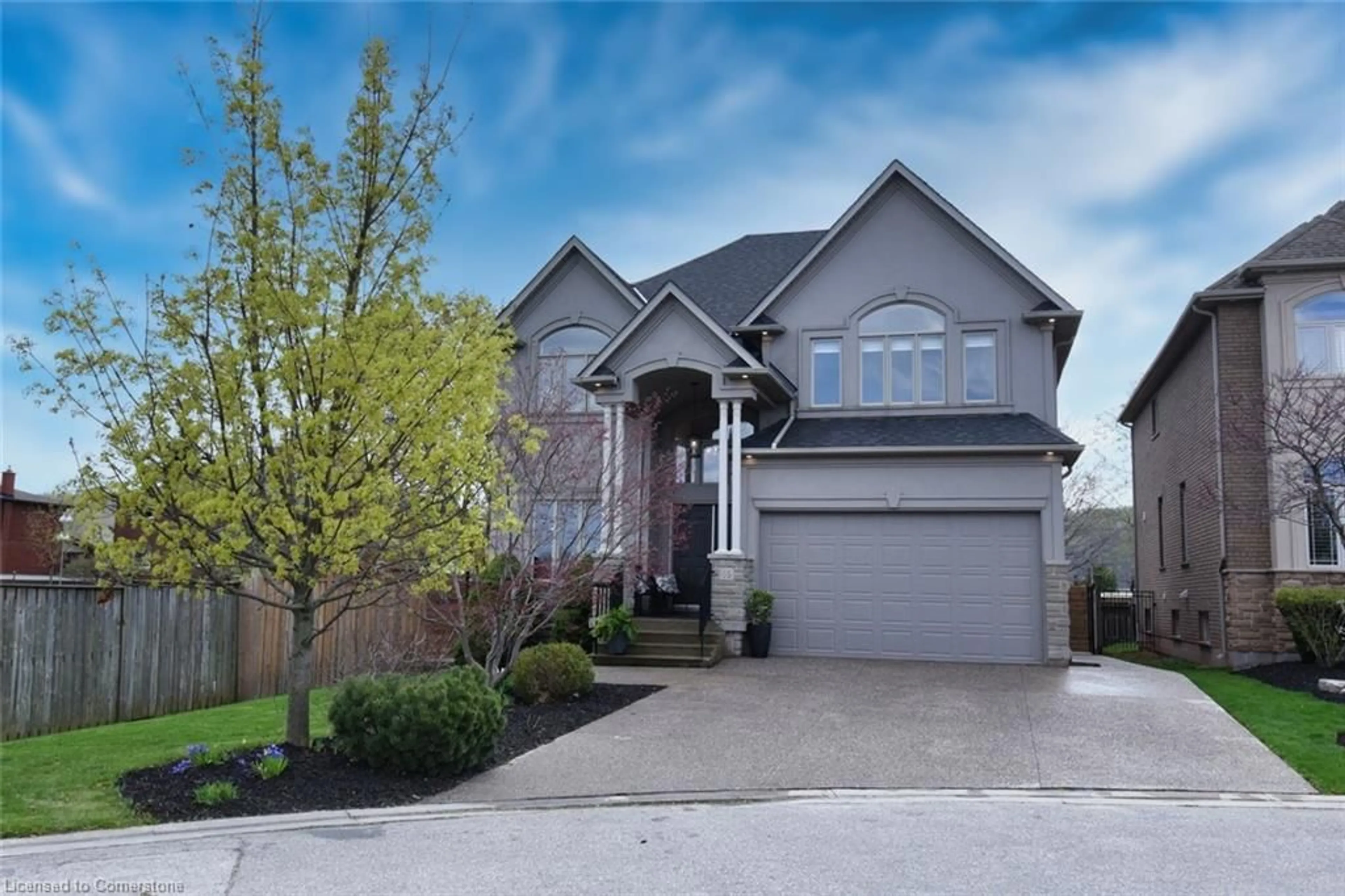 Home with brick exterior material, street for 46 Parkmanor Dr, Stoney Creek Ontario L8E 5L2