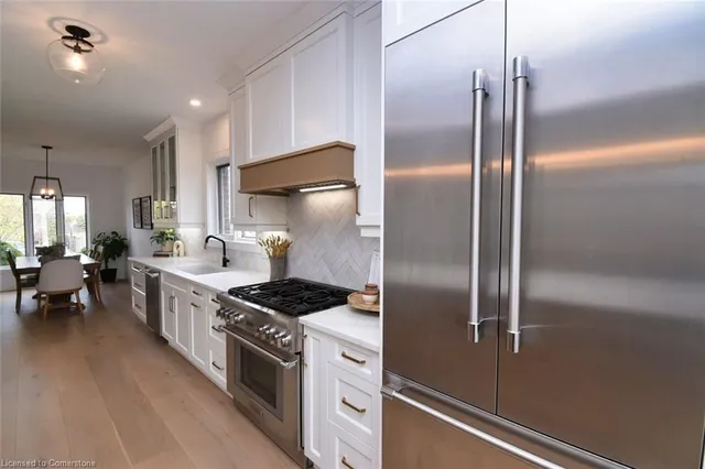 Additional property image - 46 Parkmanor Dr