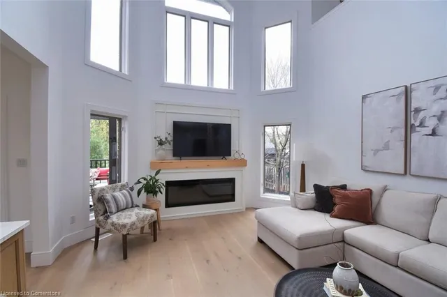 Additional property image - 46 Parkmanor Dr