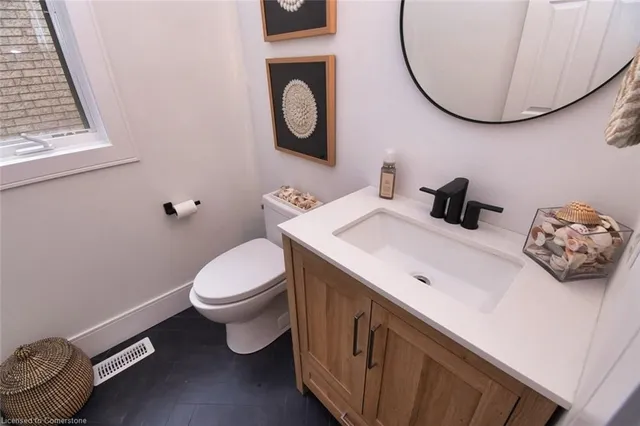 Additional property image - 46 Parkmanor Dr