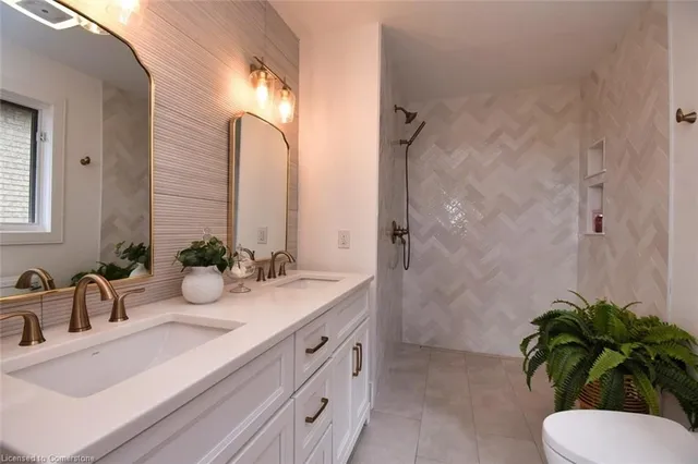 Additional property image - 46 Parkmanor Dr