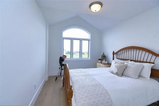 Additional property image - 46 Parkmanor Dr