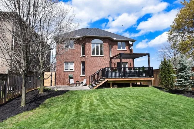 Additional property image - 46 Parkmanor Dr