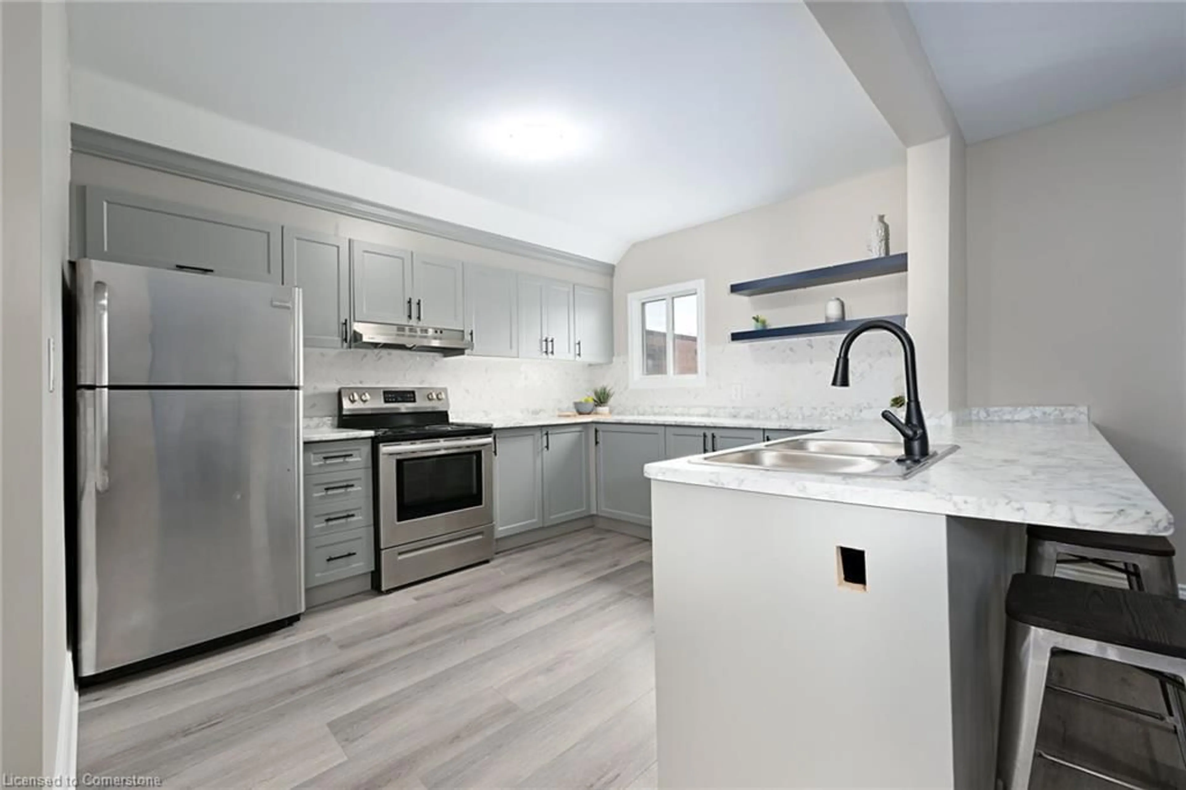 Open concept kitchen, unknown for 31 Greenaway Ave, Hamilton Ontario L8L 6C3