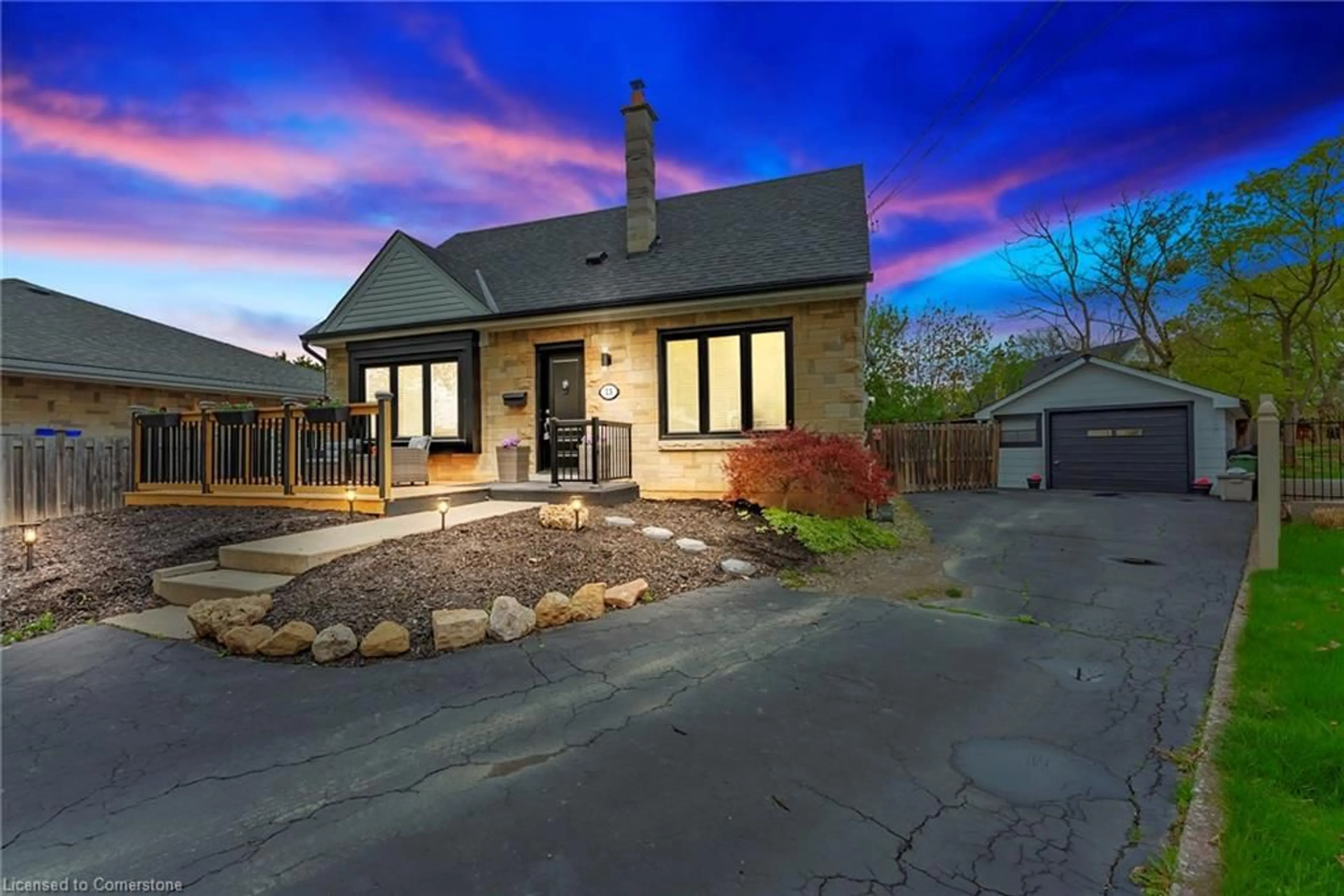 A pic from outside/outdoor area/front of a property/back of a property/a pic from drone, street for 13 Ratcliffe Crt, Hamilton Ontario L8K 4P1