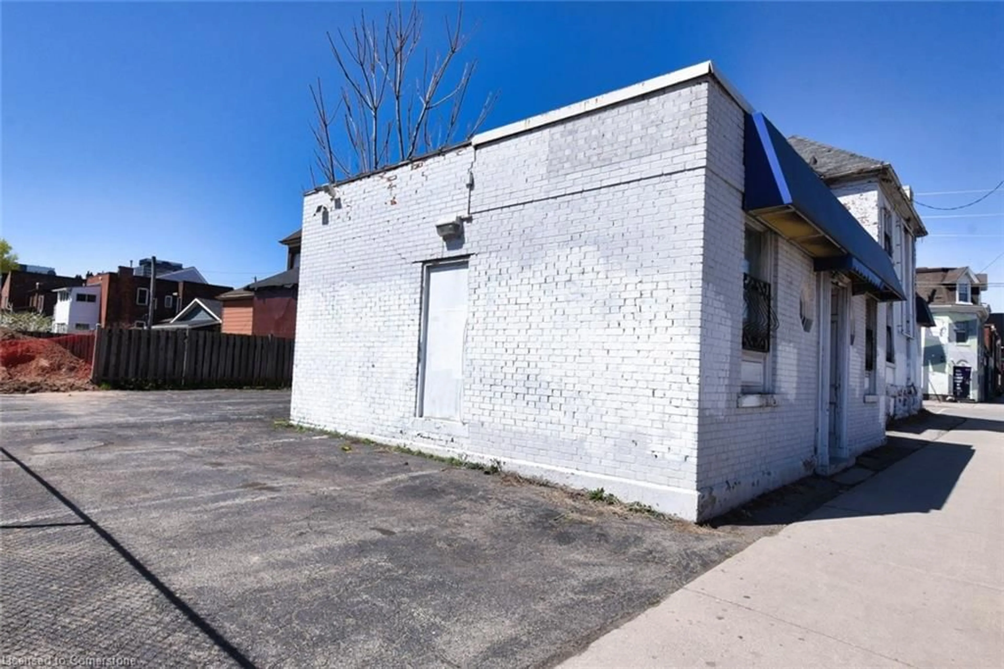 Unknown for 250 Hughson St, Hamilton Ontario L8L 4M3