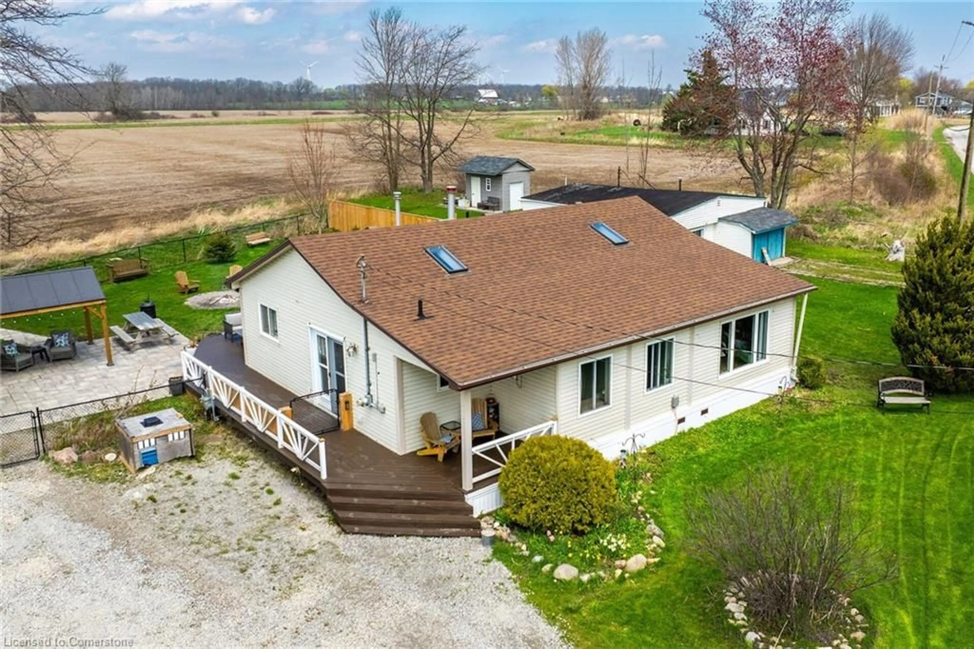 A pic from outside/outdoor area/front of a property/back of a property/a pic from drone, unknown for 979 Southcoast Dr, Nanticoke Ontario N0A 1L0