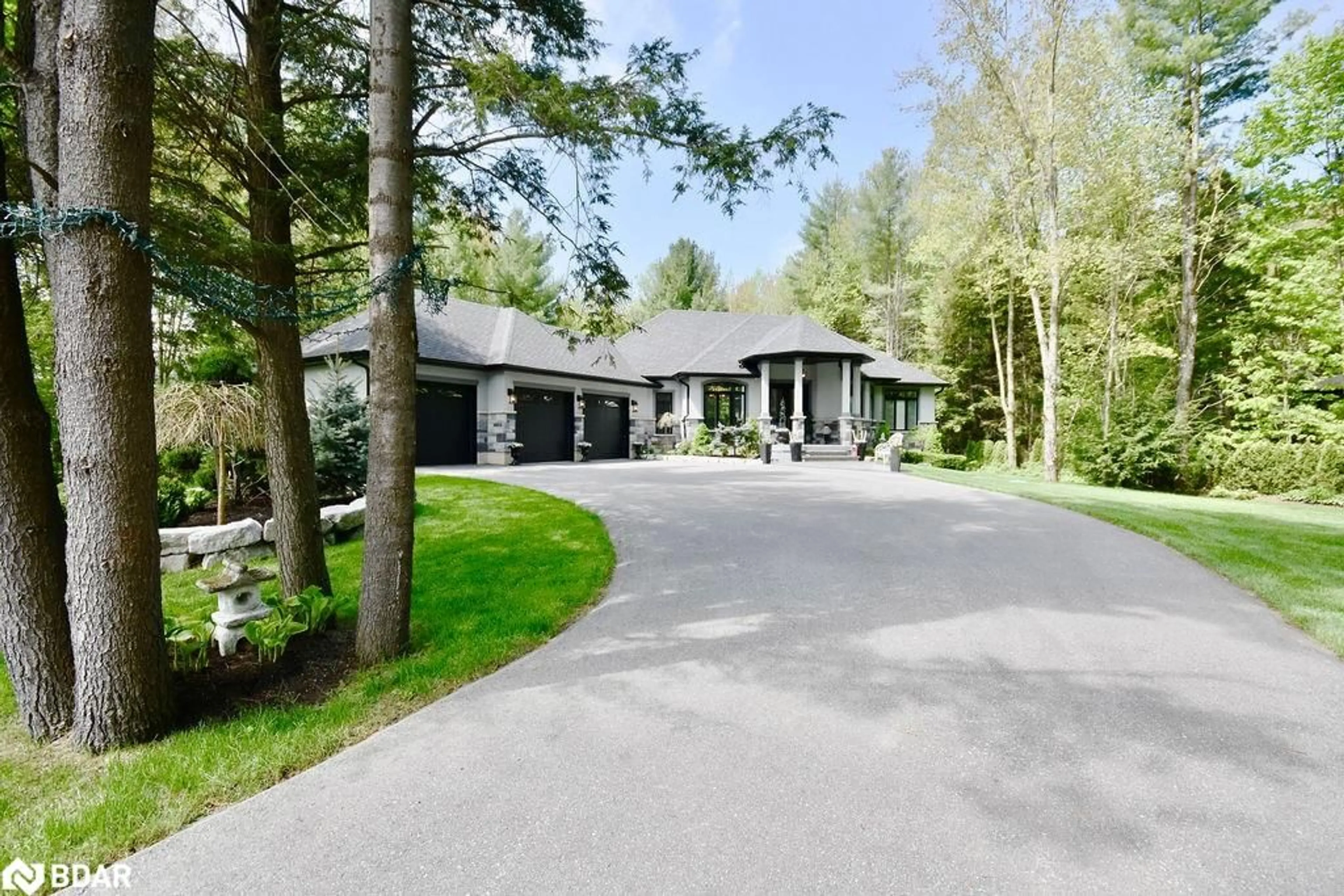 Unknown for 2 Sycamore Cir, Springwater Ontario L0L 2K0