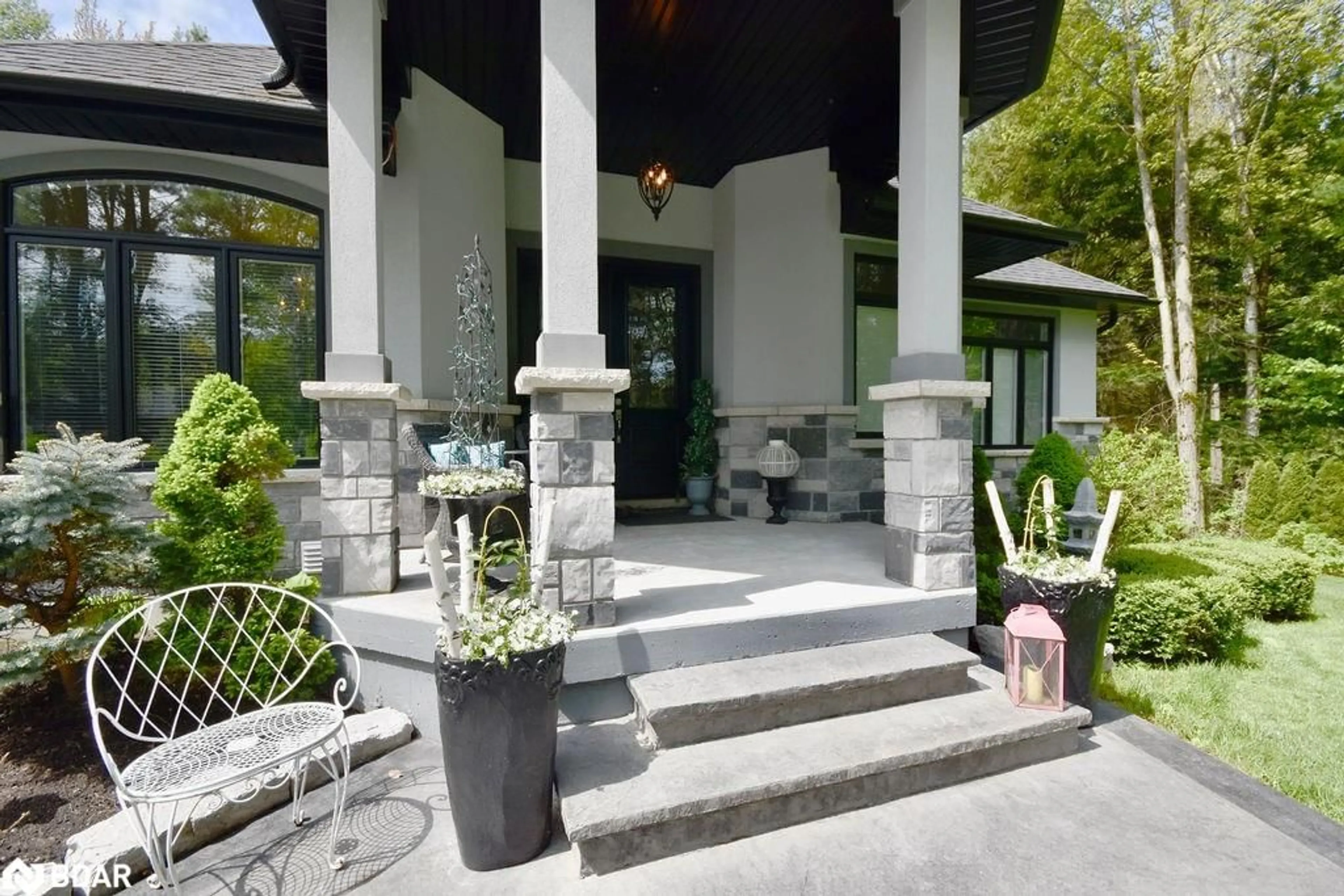 Patio, street for 2 Sycamore Cir, Springwater Ontario L0L 2K0