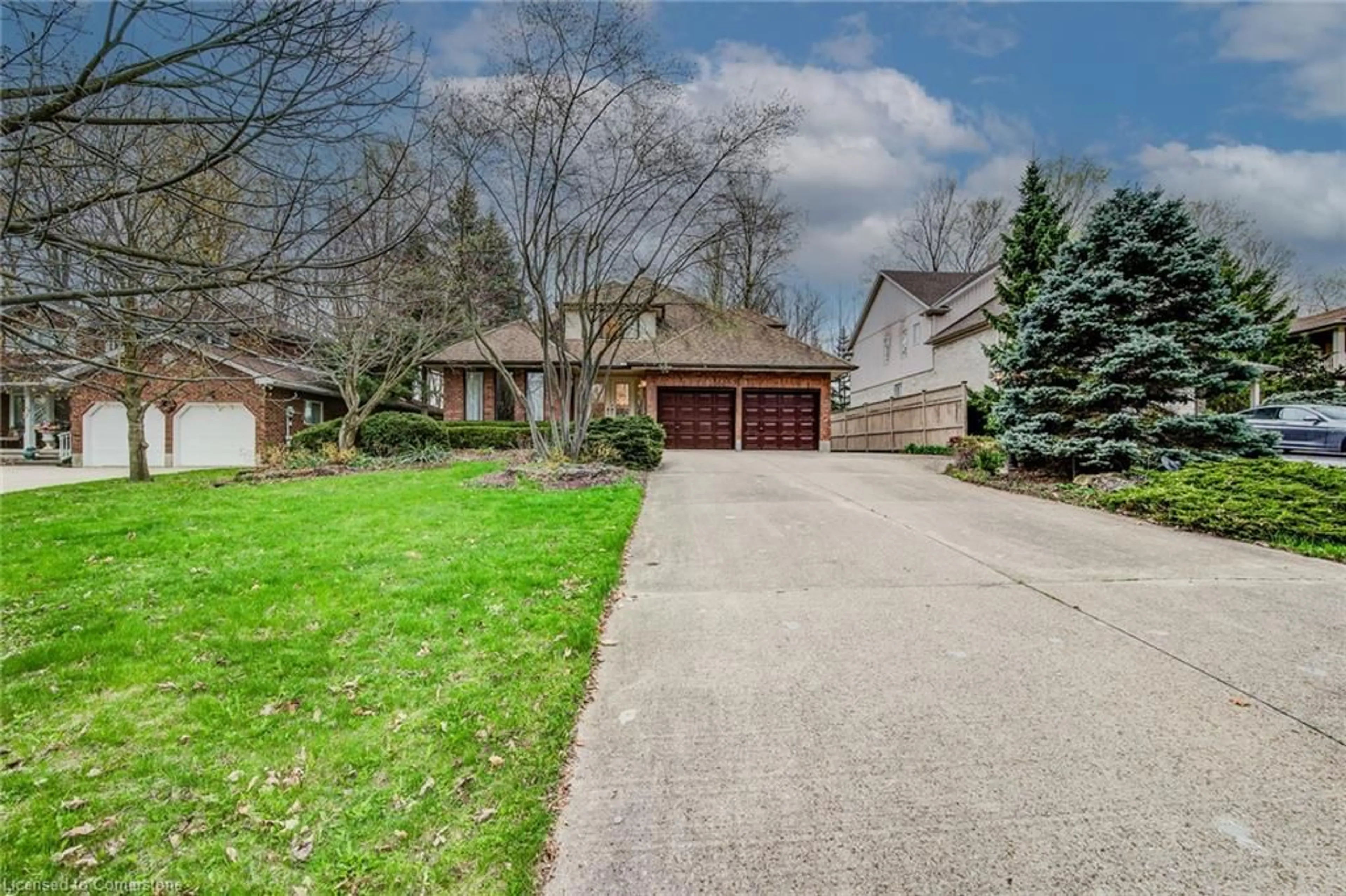 Unknown for 225 Corrie Cres, Waterloo Ontario N2L 5W3