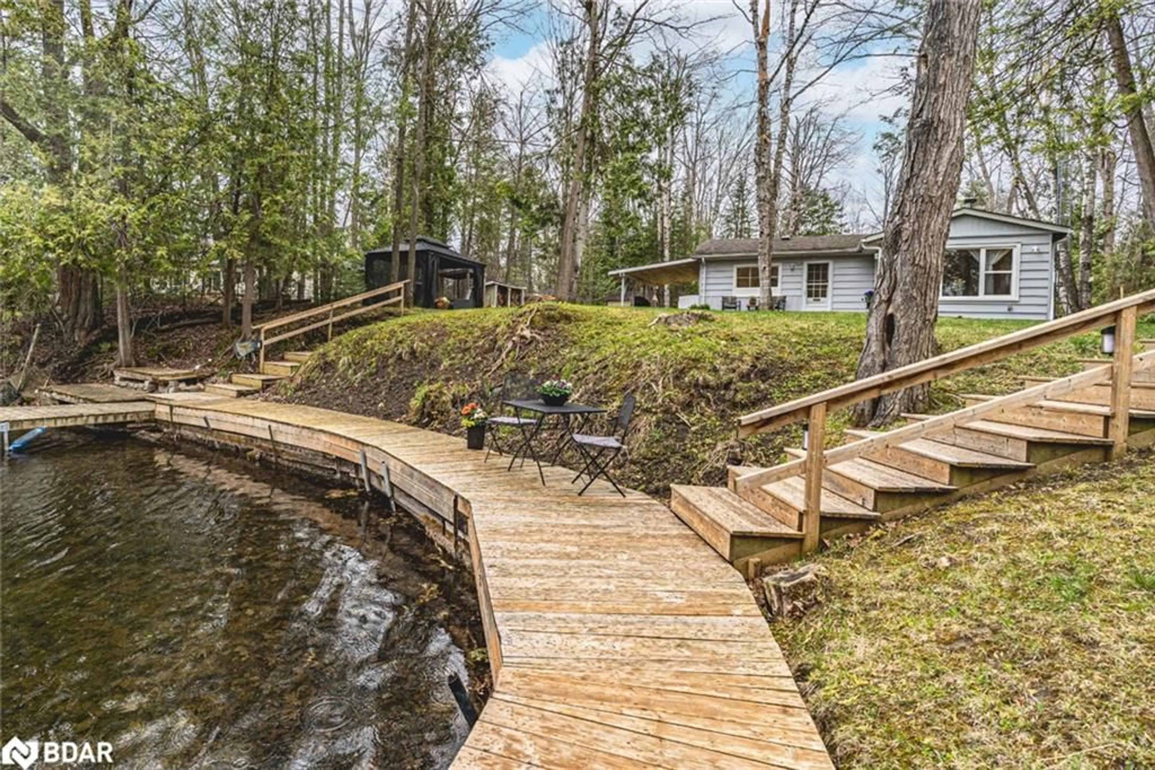 Patio, water/lake/river/ocean view for 15 Duncan Dr, Bolsover Ontario K0M 1B0