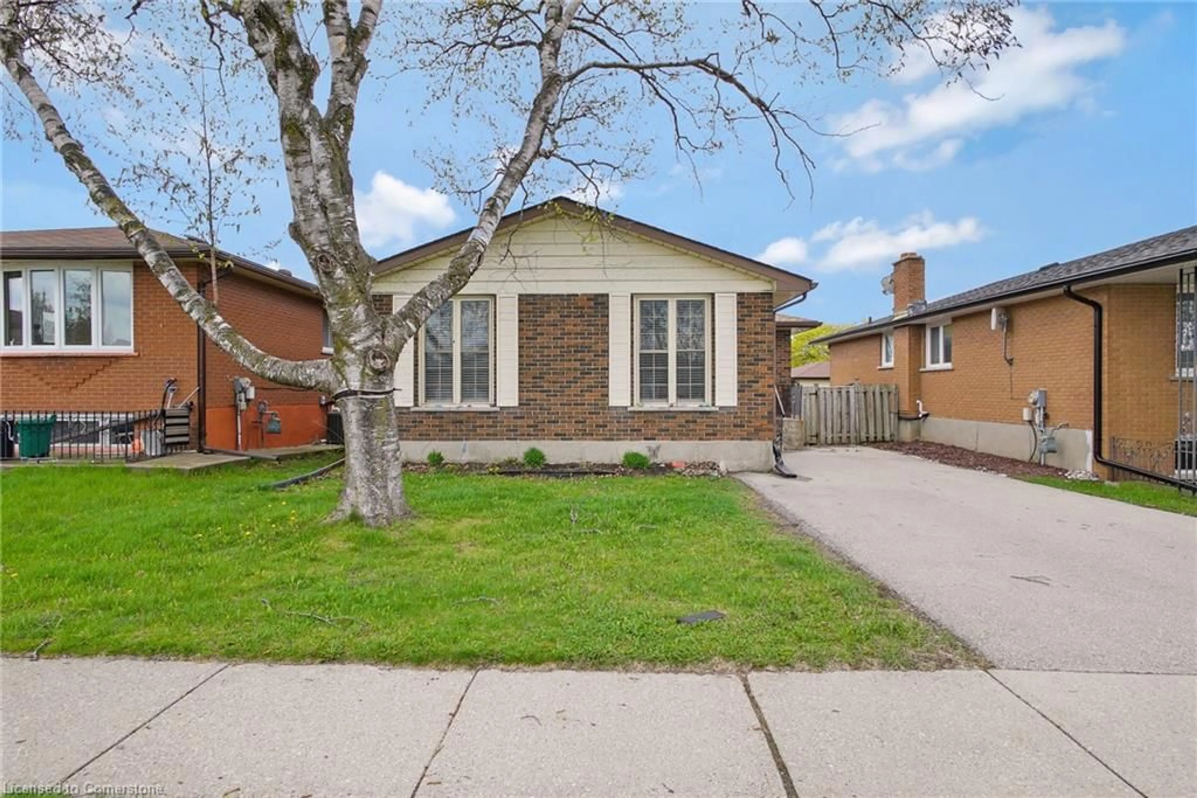Home with brick exterior material, street for 110 Mercer Rd, Cambridge Ontario N1R 6K7