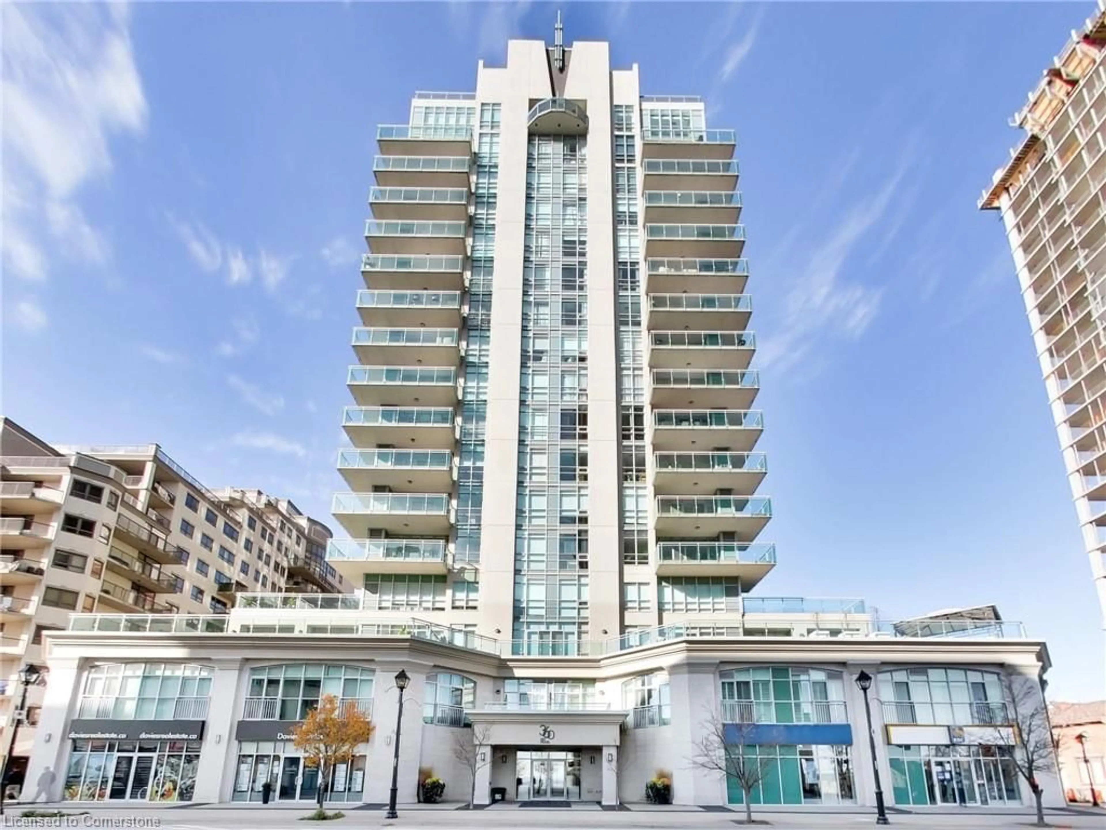 Indoor foyer for 360 Pearl St #1601, Burlington Ontario L7R 1E1