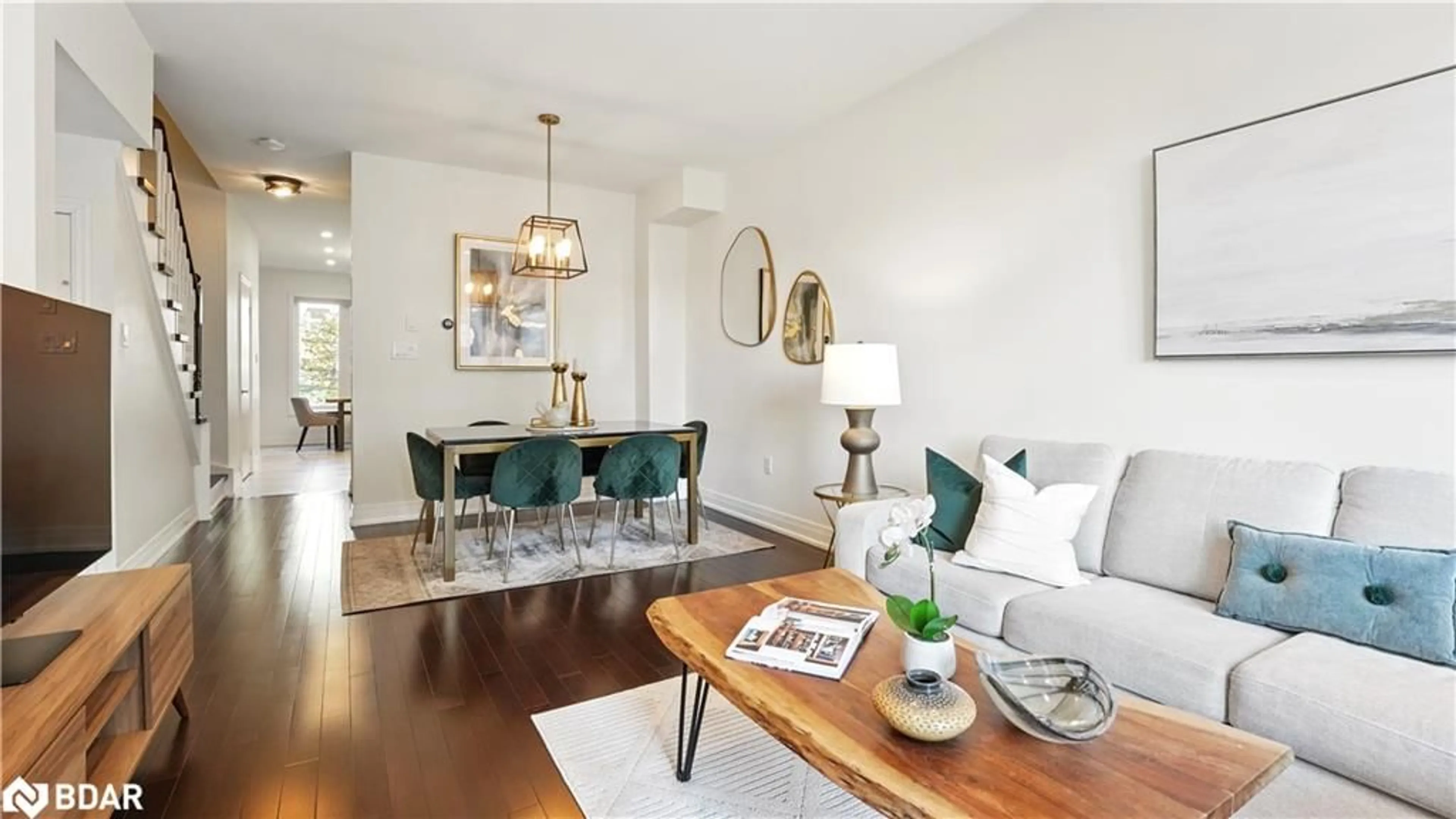 Living room with furniture, wood/laminate floor for 1355 Rathburn Rd #35, Mississauga Ontario L4W 5R5