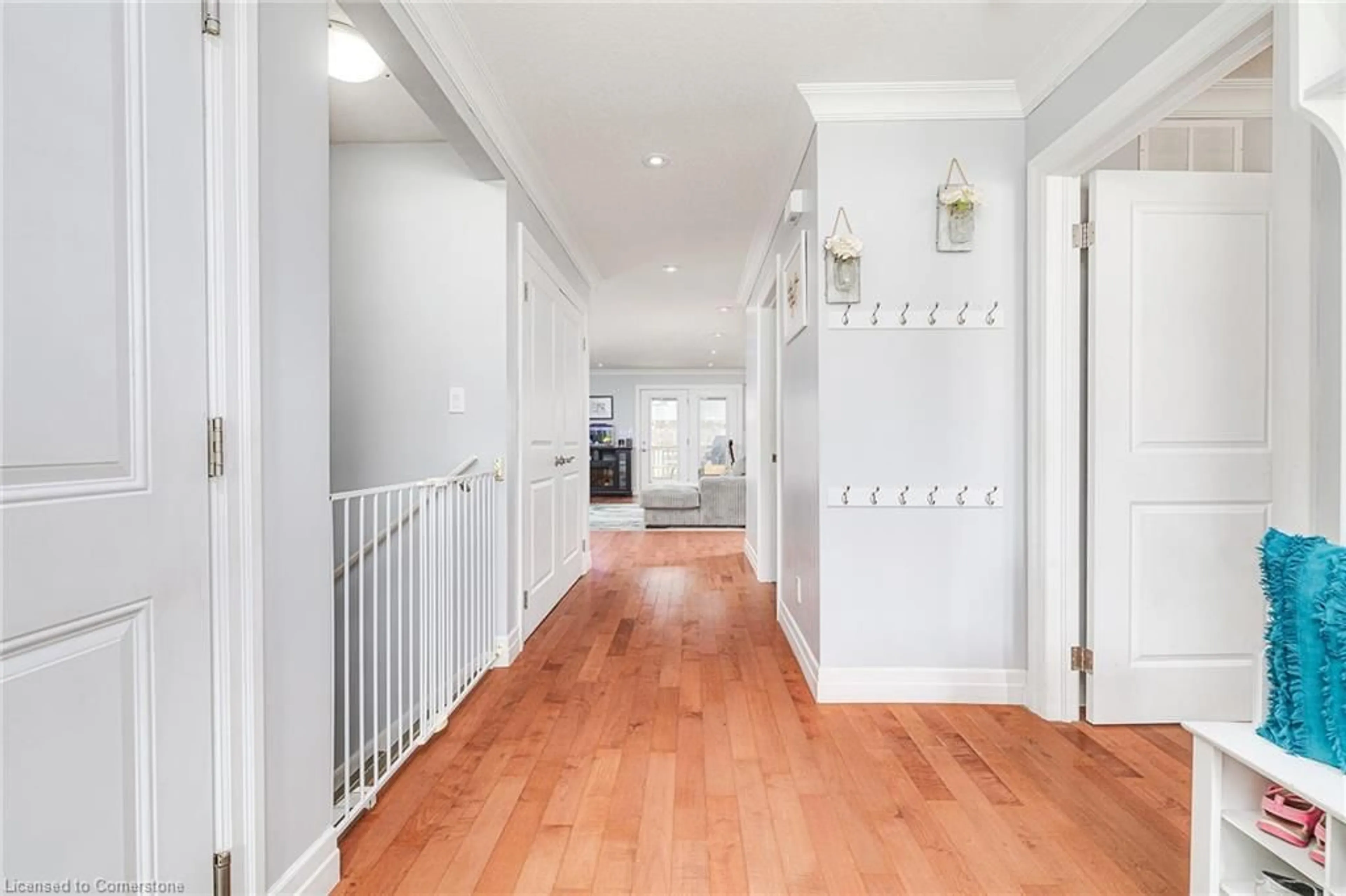 Indoor foyer for 925 Reserve Ave, Listowel Ontario N4W 0B8