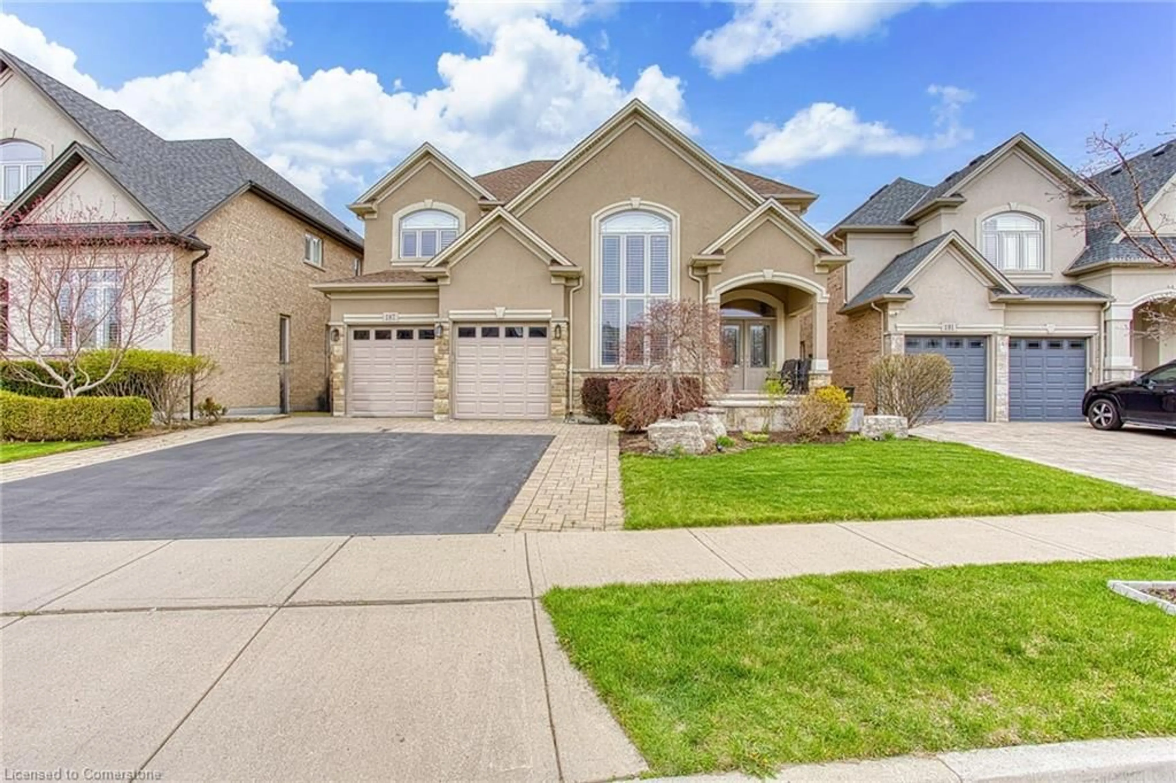 Home with brick exterior material, street for 187 Mother's St, Glanbrook Ontario L9B 0E1