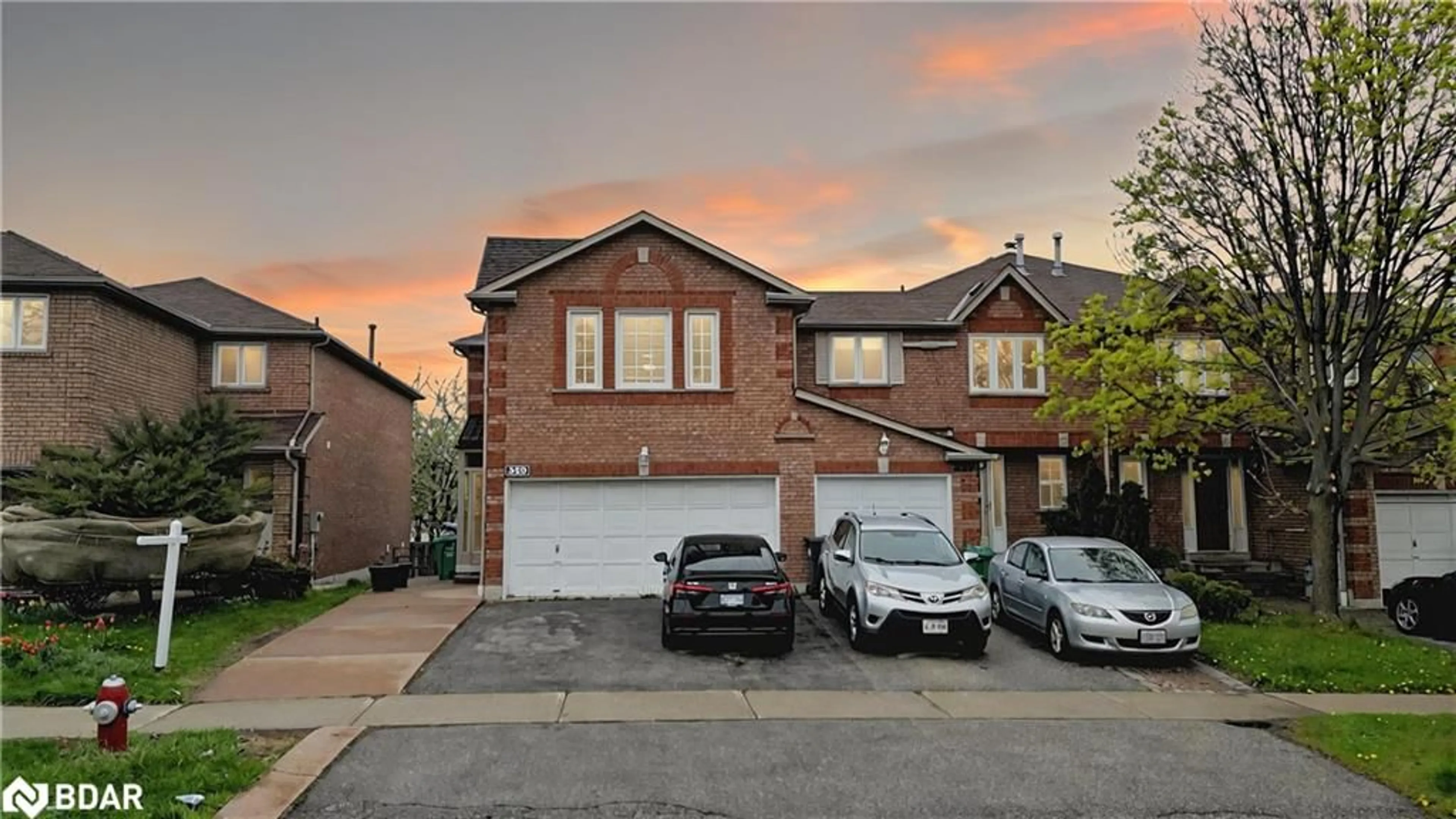 Home with brick exterior material, street for 599 Ashprior Ave, Mississauga Ontario L5R 3N2