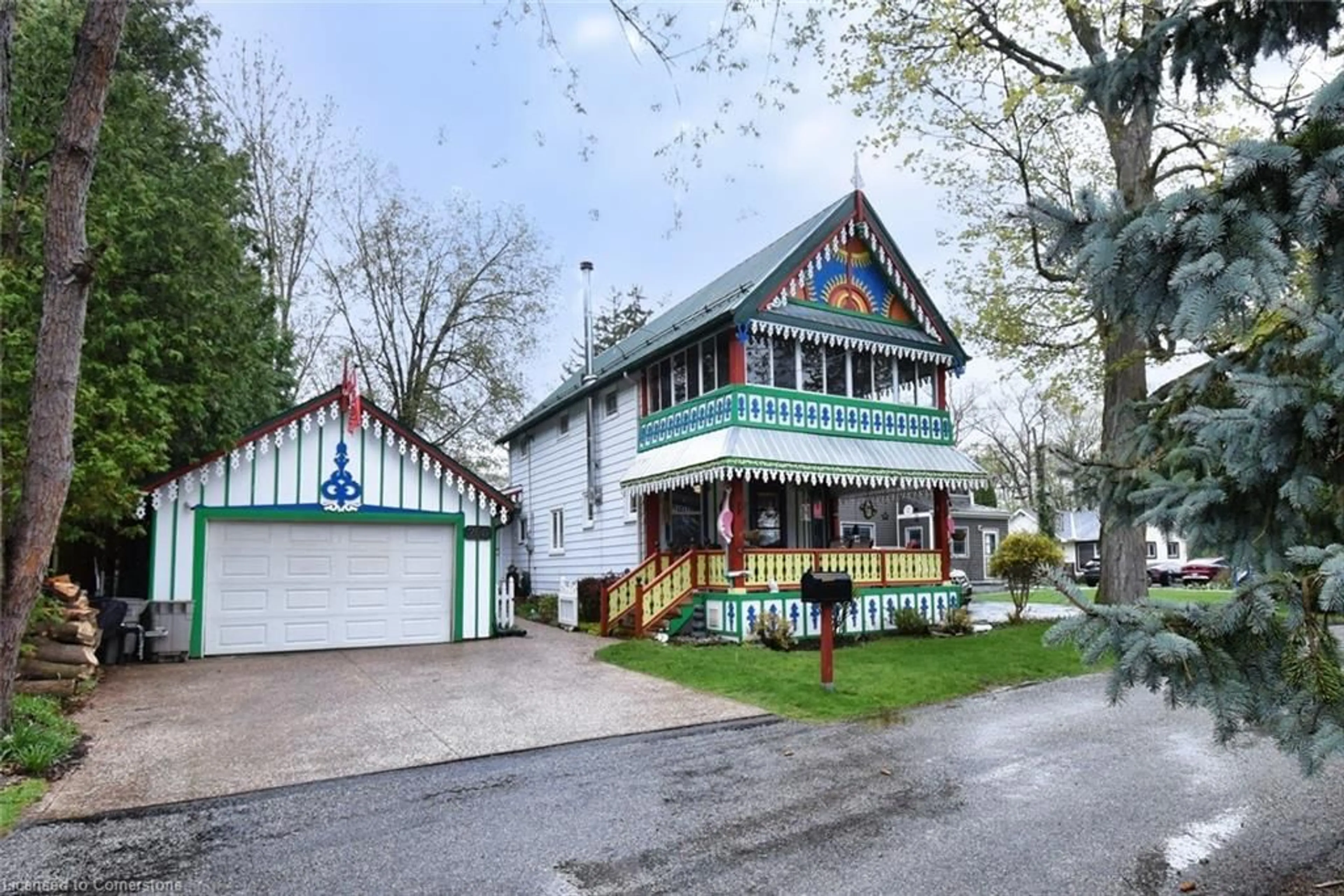 Unknown for 268 Lake St, Grimsby Ontario L3M 2A1