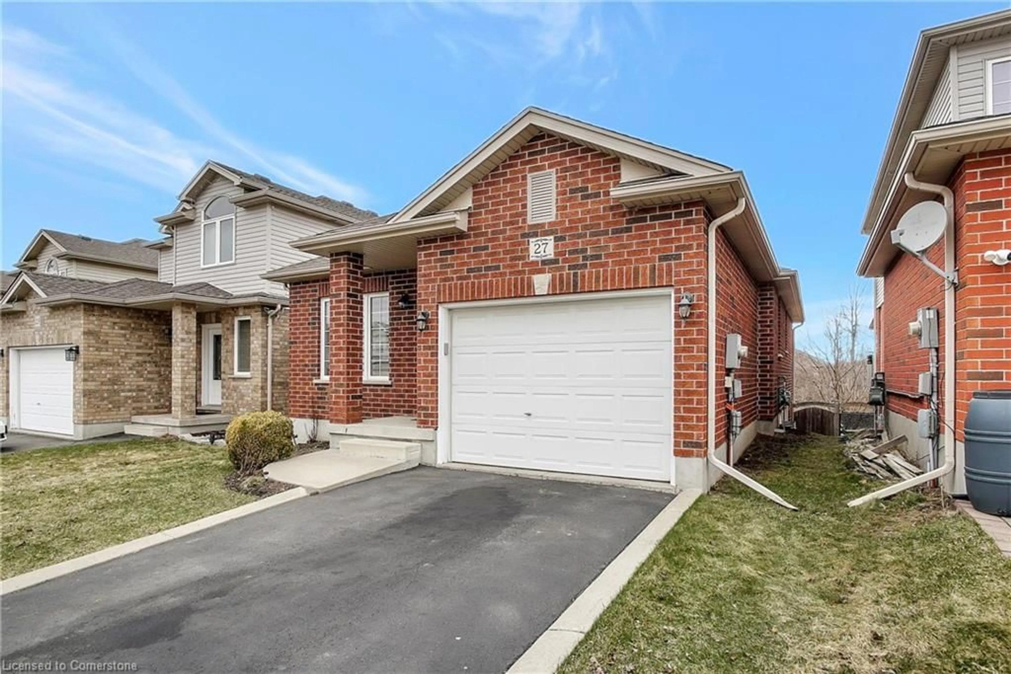Home with brick exterior material, street for 27 Broadoaks Dr, Cambridge Ontario N1T 2C3