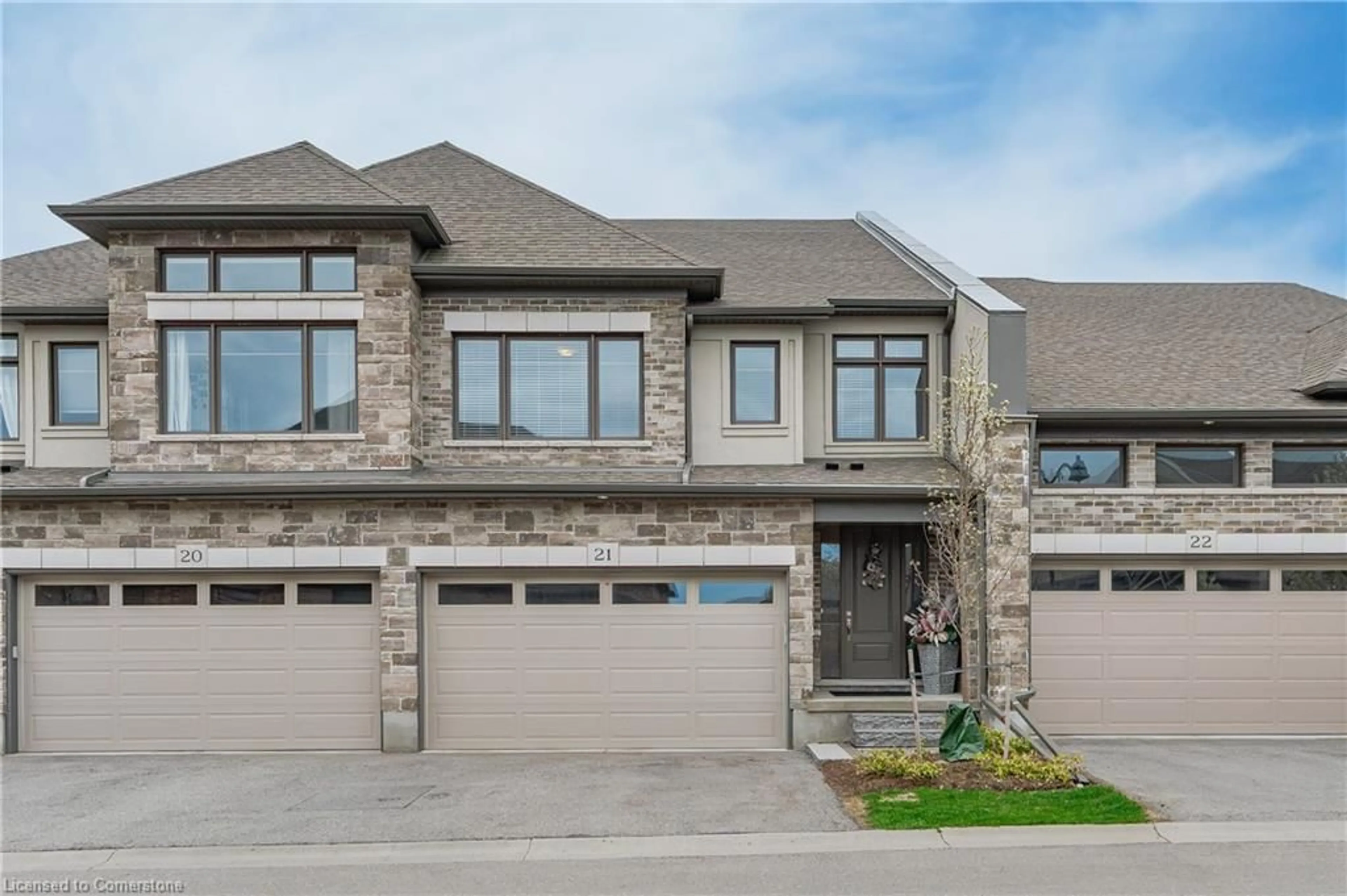 Home with brick exterior material, street for 271 Grey Silo Rd #21, Waterloo Ontario N2K 0E9