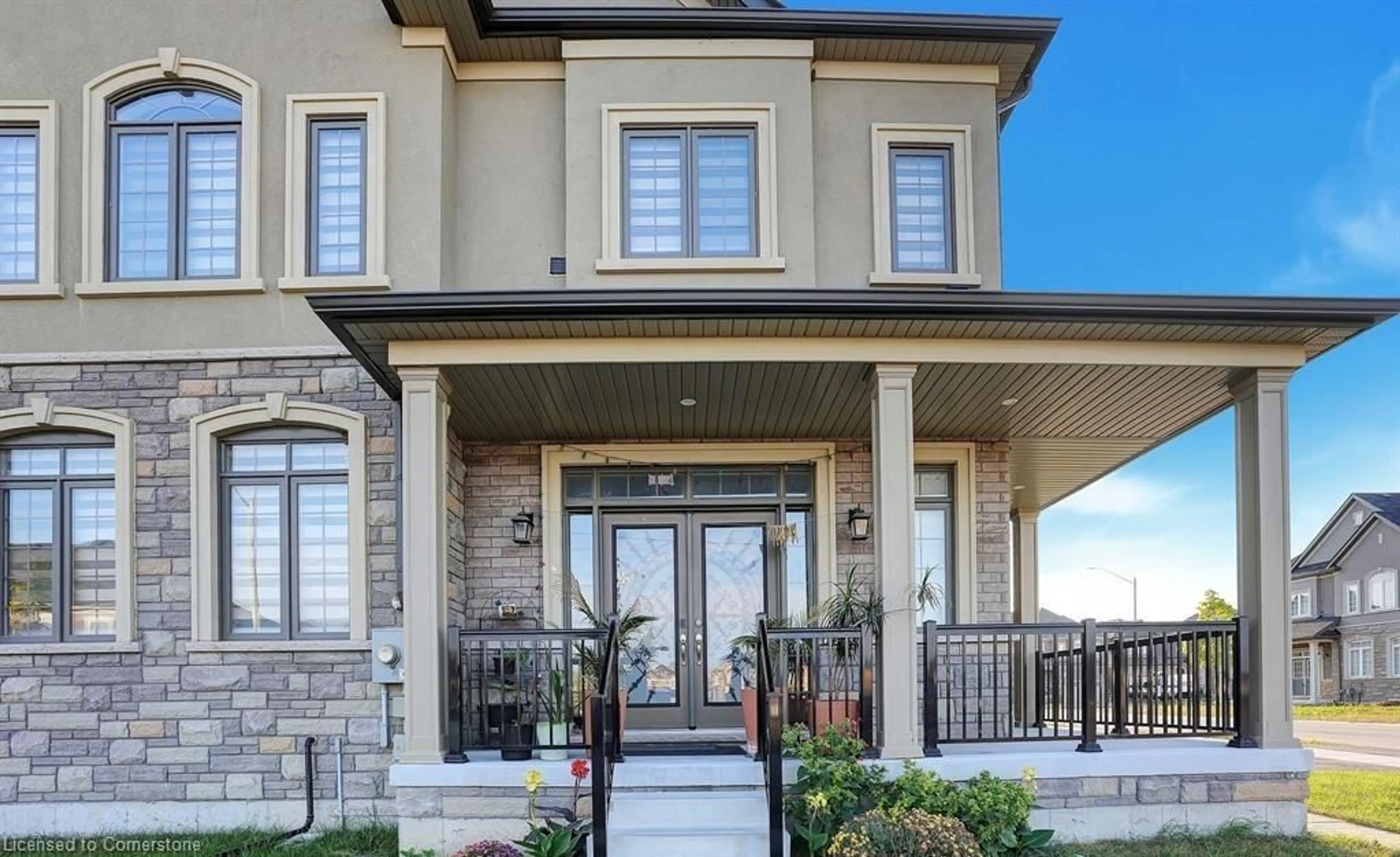 Home with brick exterior material, street for 92 Scenic Ridge Gate, Paris Ontario N3L 3E3