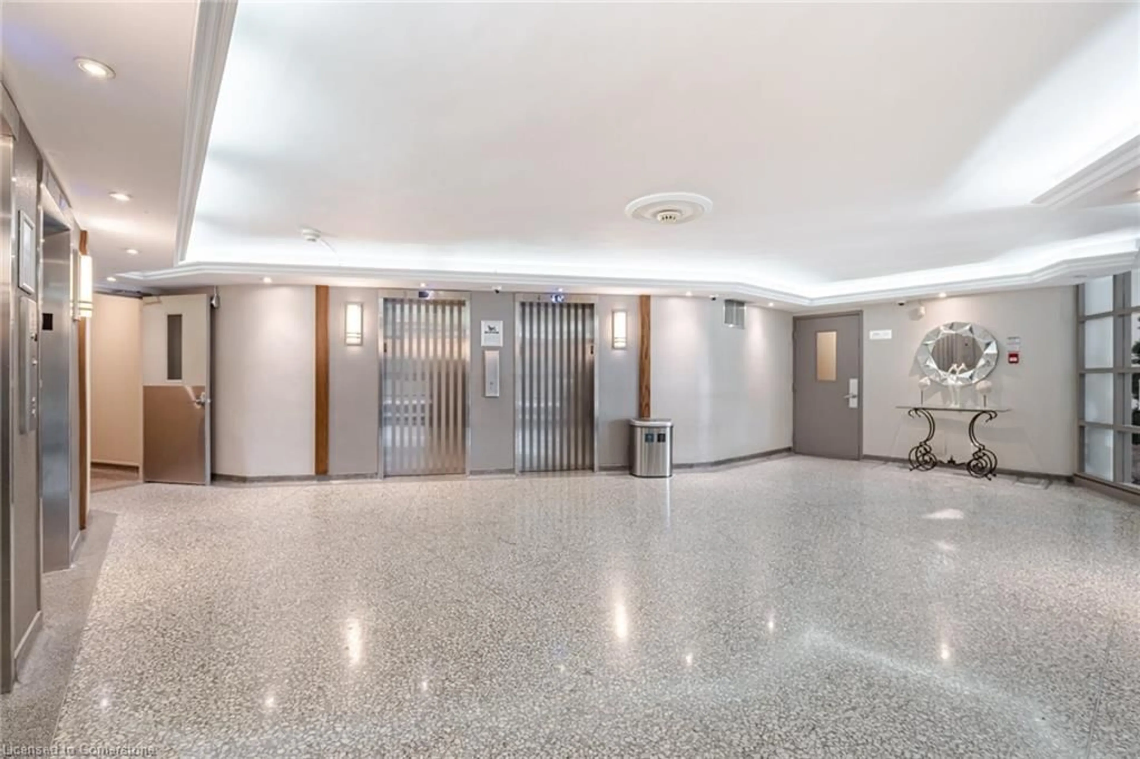 Lobby for 551 The West Mall Rd #1219, Toronto Ontario M9C 1G7