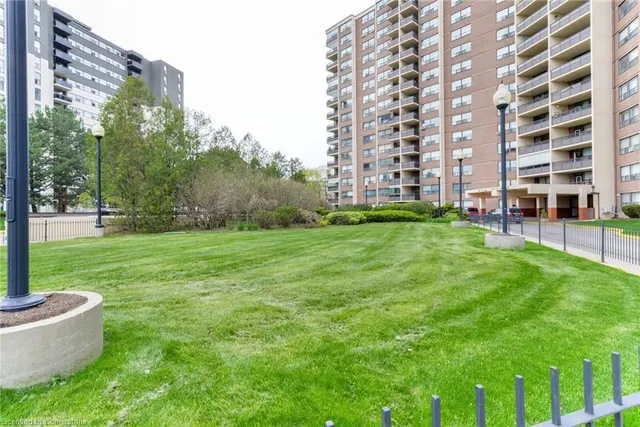 Additional property image - 551 The West Mall Rd Unit 1219