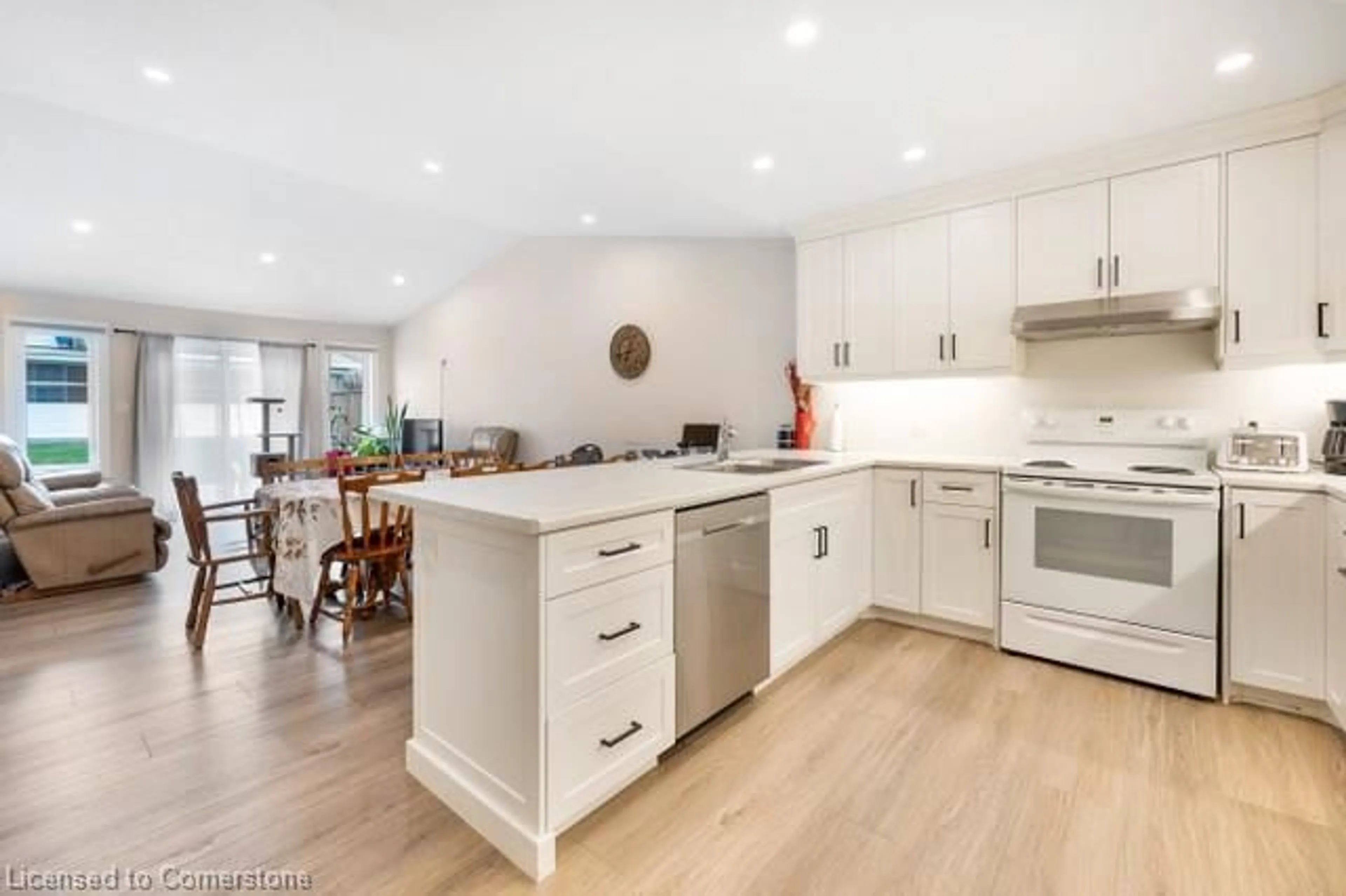 Open concept kitchen, unknown for 166 Webb St, Harriston Ontario N0G 1Z0