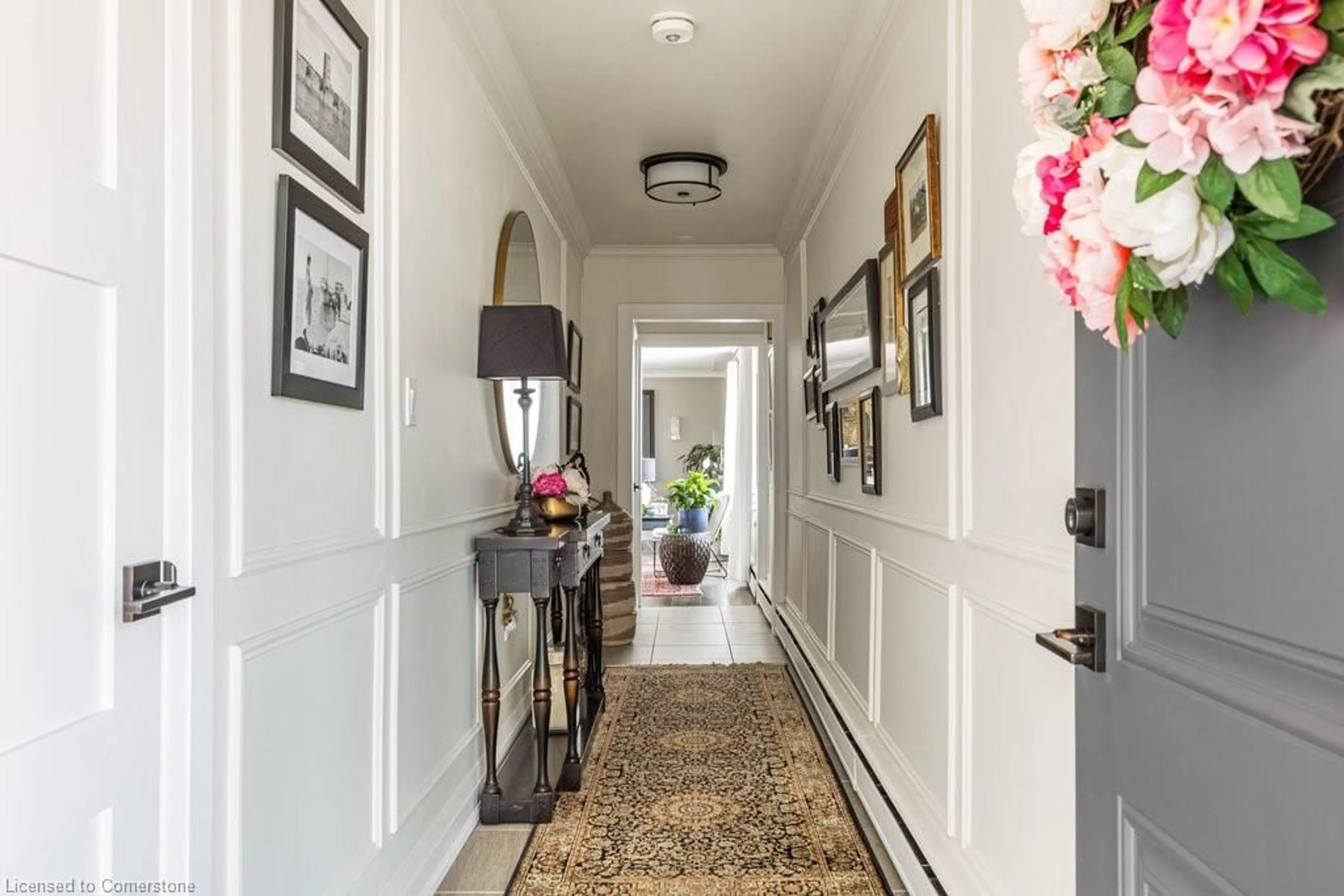 Indoor entryway for 9 Grant Blvd #601, Dundas Ontario L9H 4L5