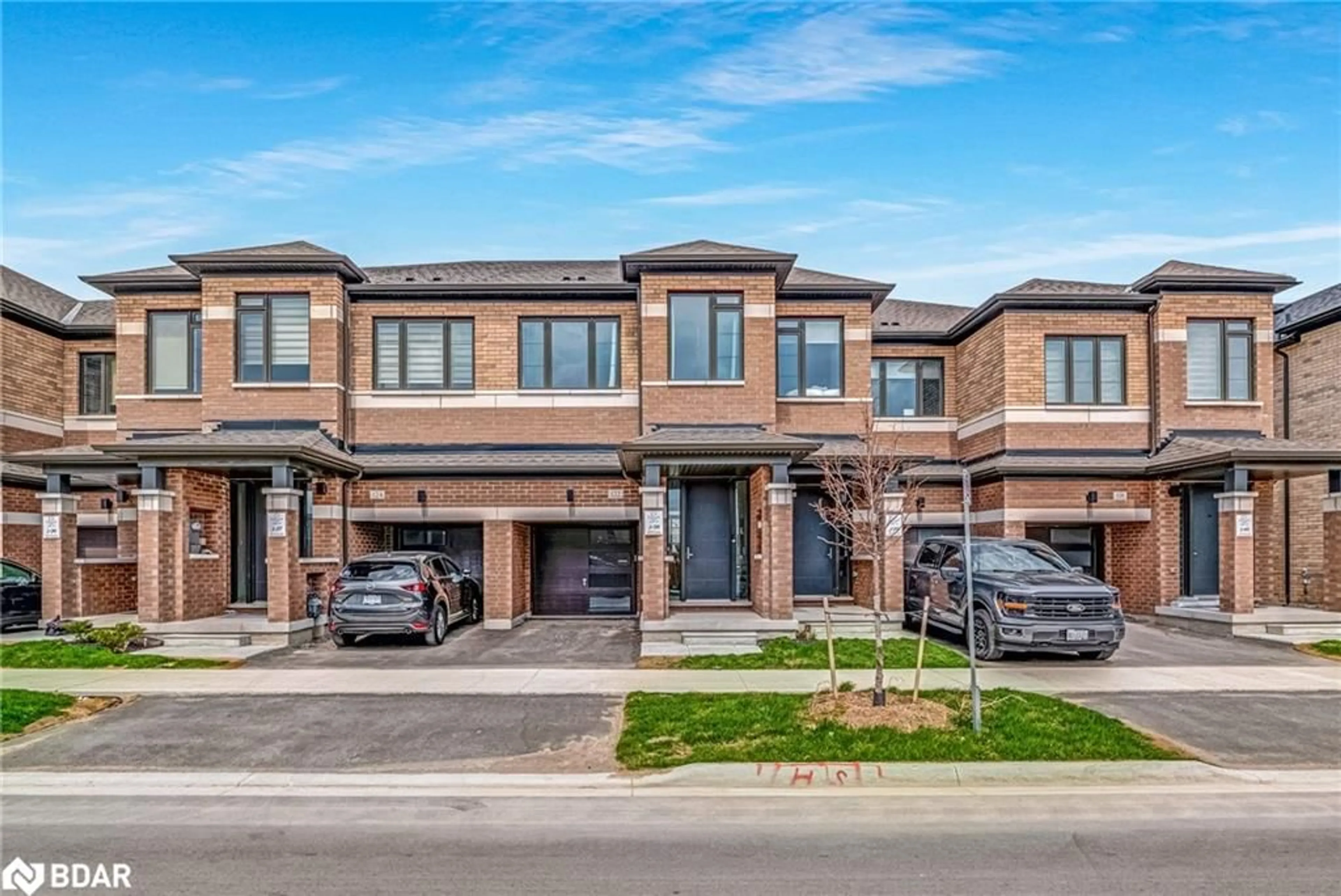 Unknown for 122 Turnberry Lane, Barrie Ontario L9J 0M3