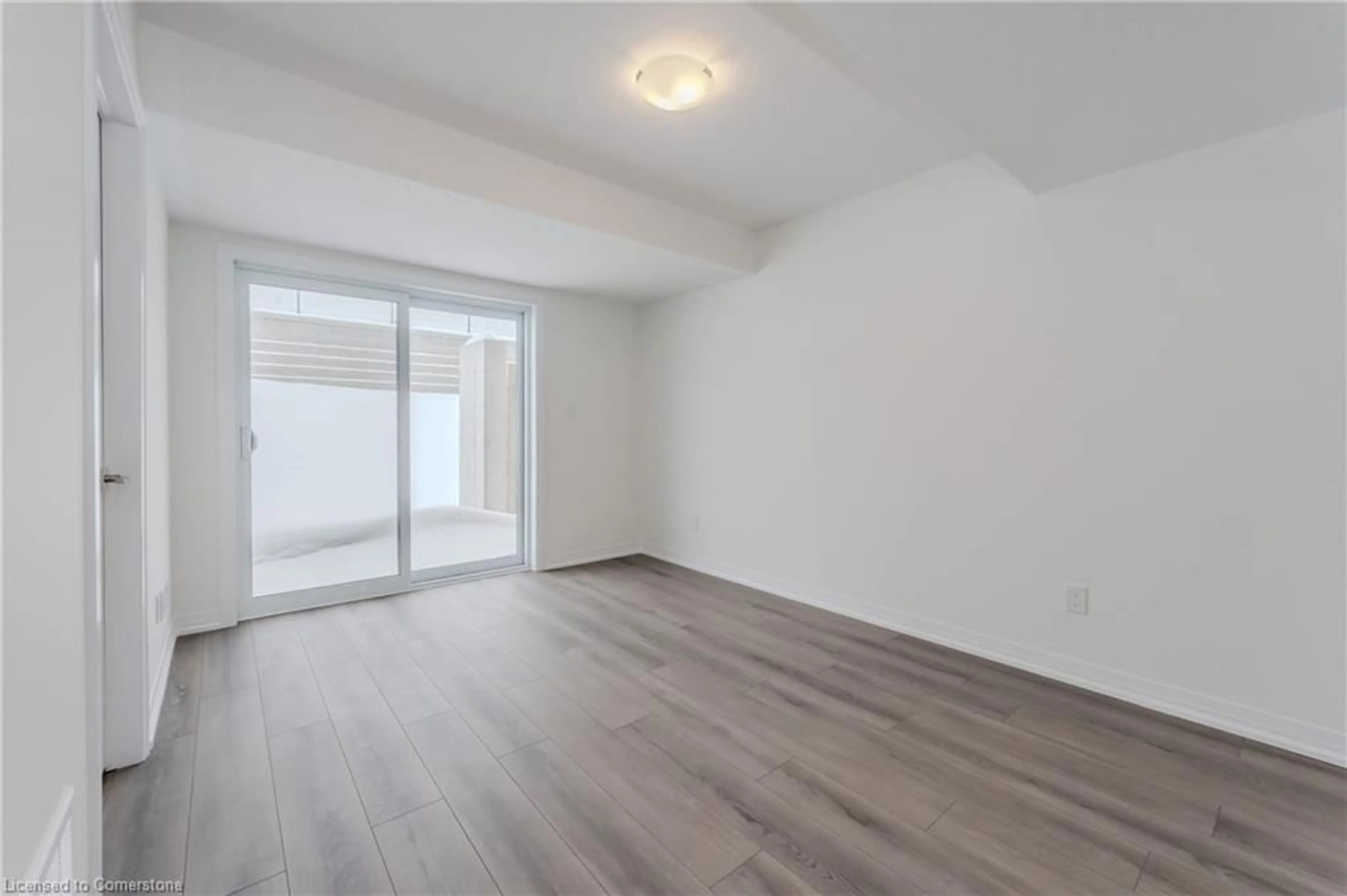 A pic of a room for 17 Urbane Blvd #I073, Kitchener Ontario N2E 0H8