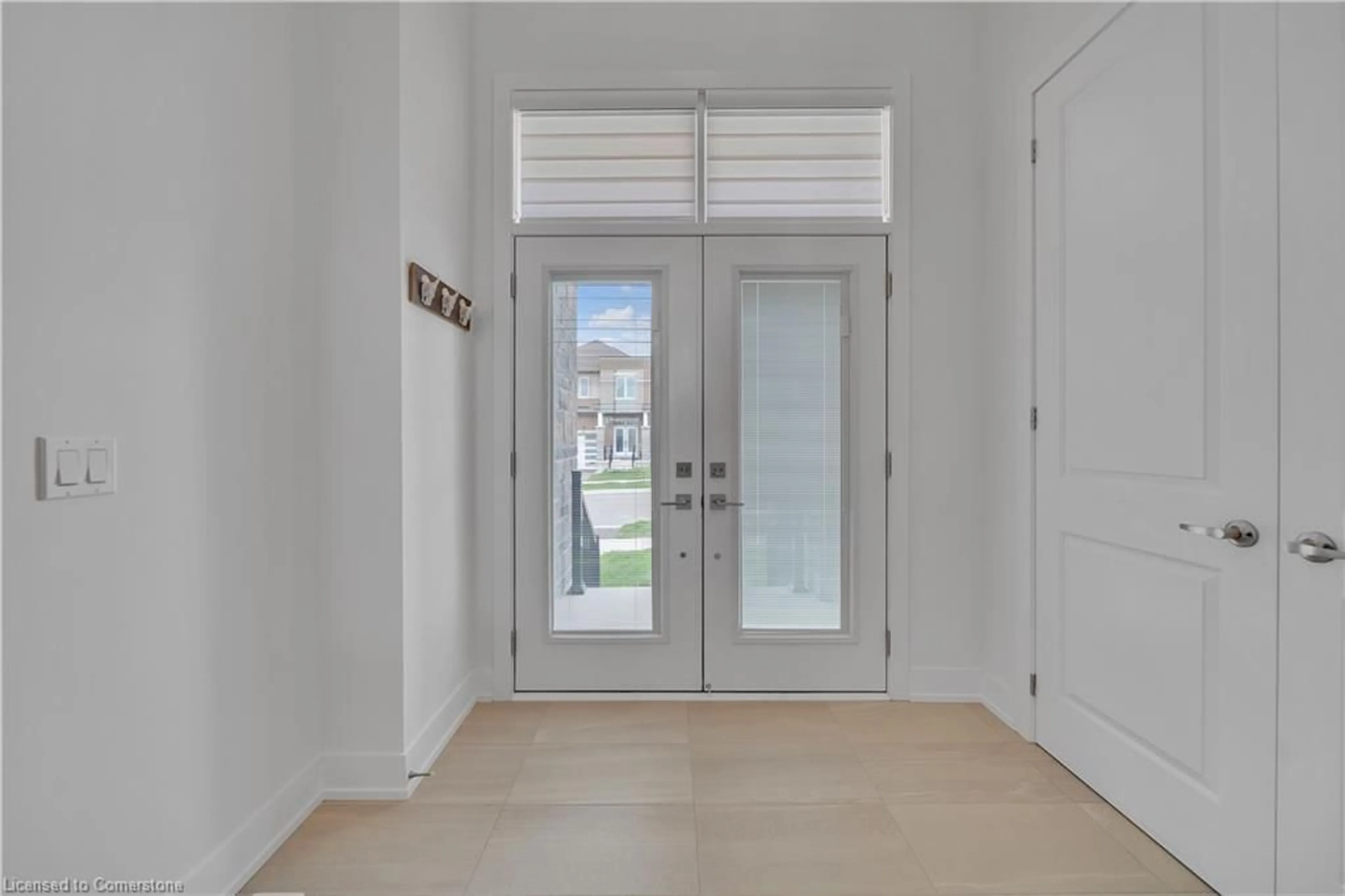 Indoor entryway for 144 Povey Rd, Fergus Ontario N1M 0J6