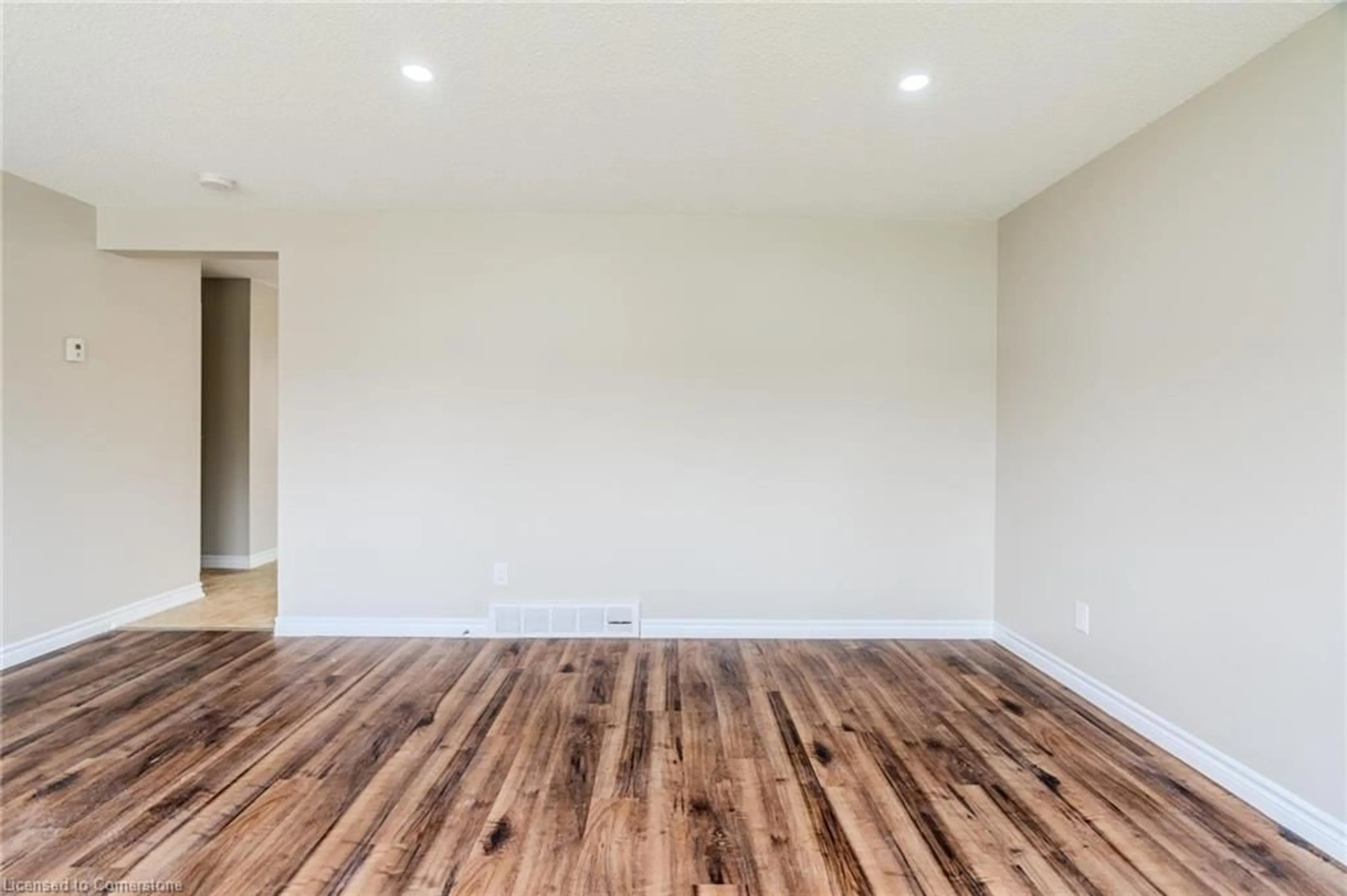 A pic of a room for 29B Helene Cres, Waterloo Ontario N2L 5E6