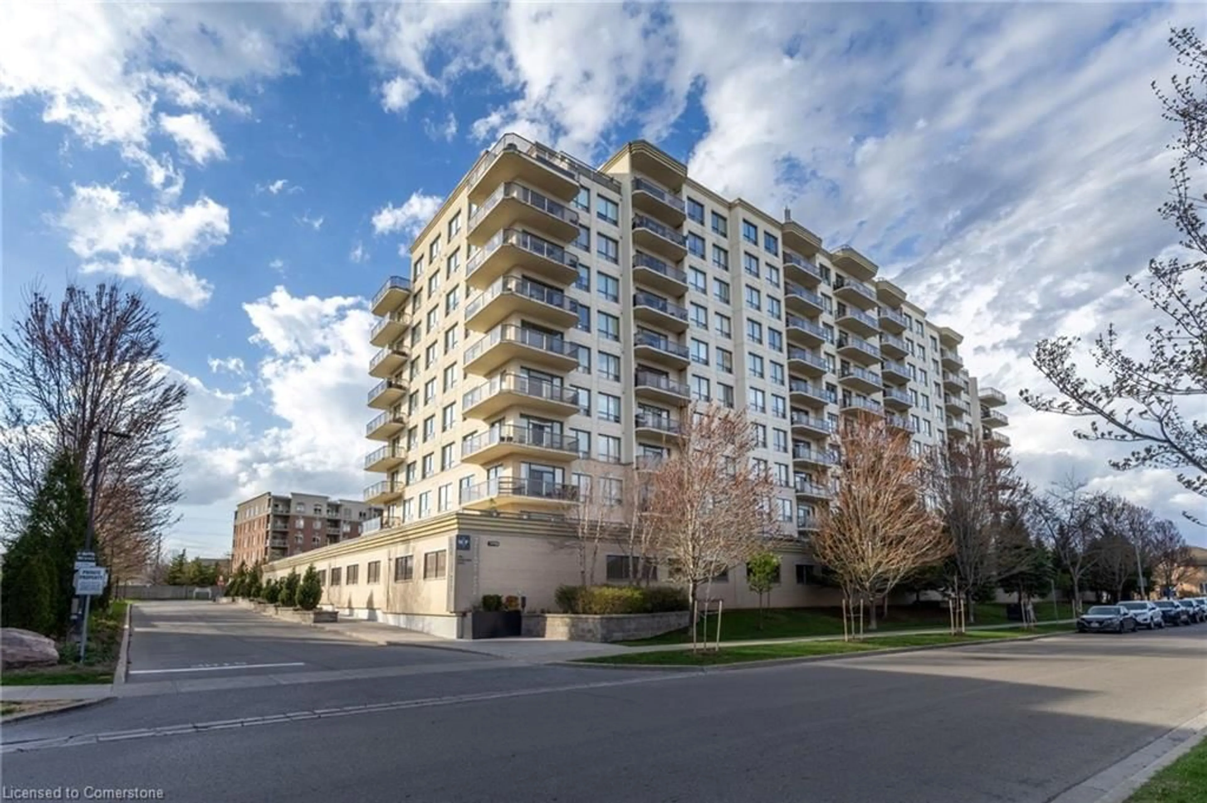 Unknown for 1998 Ironstone Dr #301, Burlington Ontario L7L 7P7