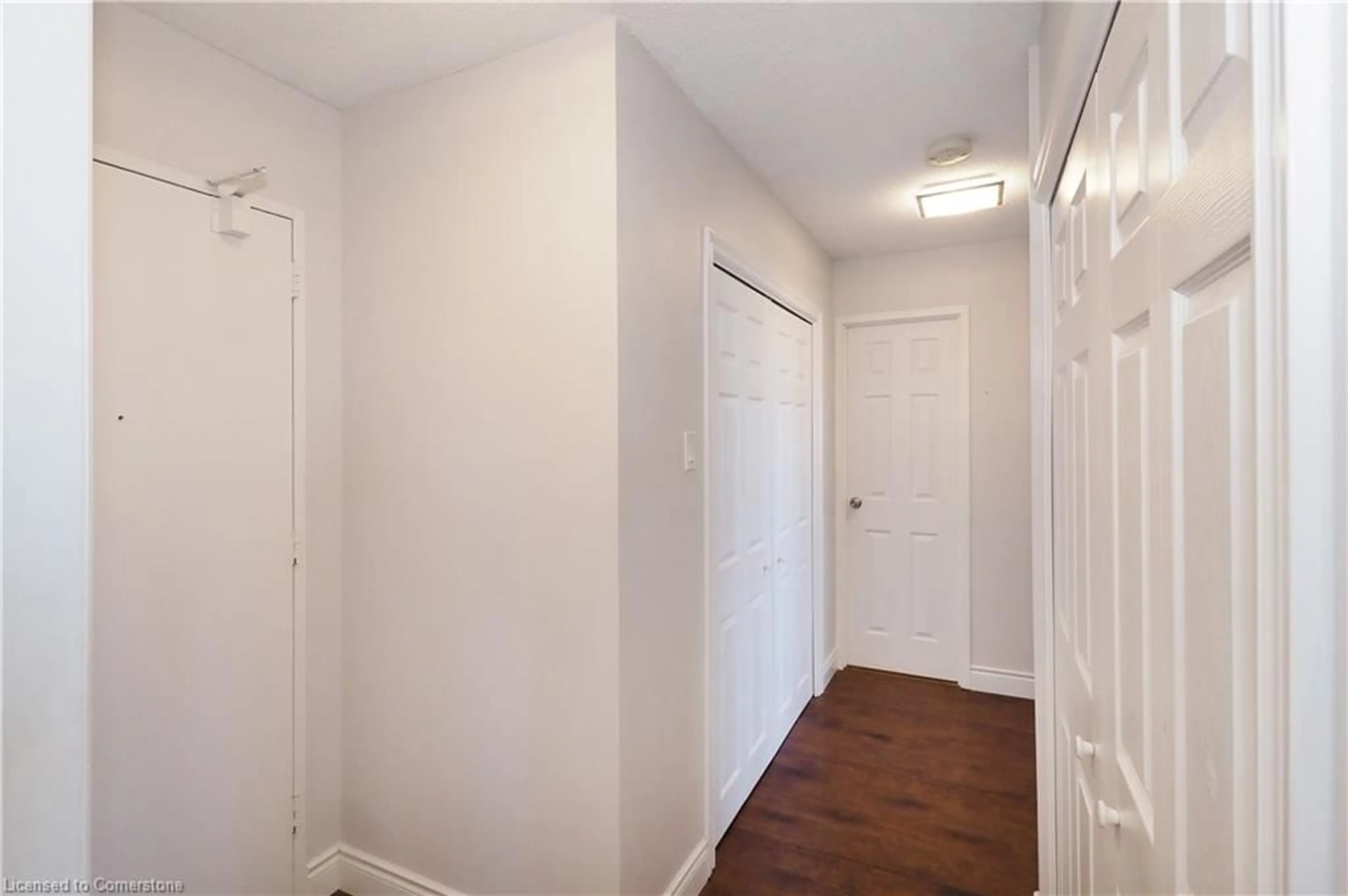 Unknown for 1100 Courtland Ave #809, Kitchener Ontario N2C 2H9