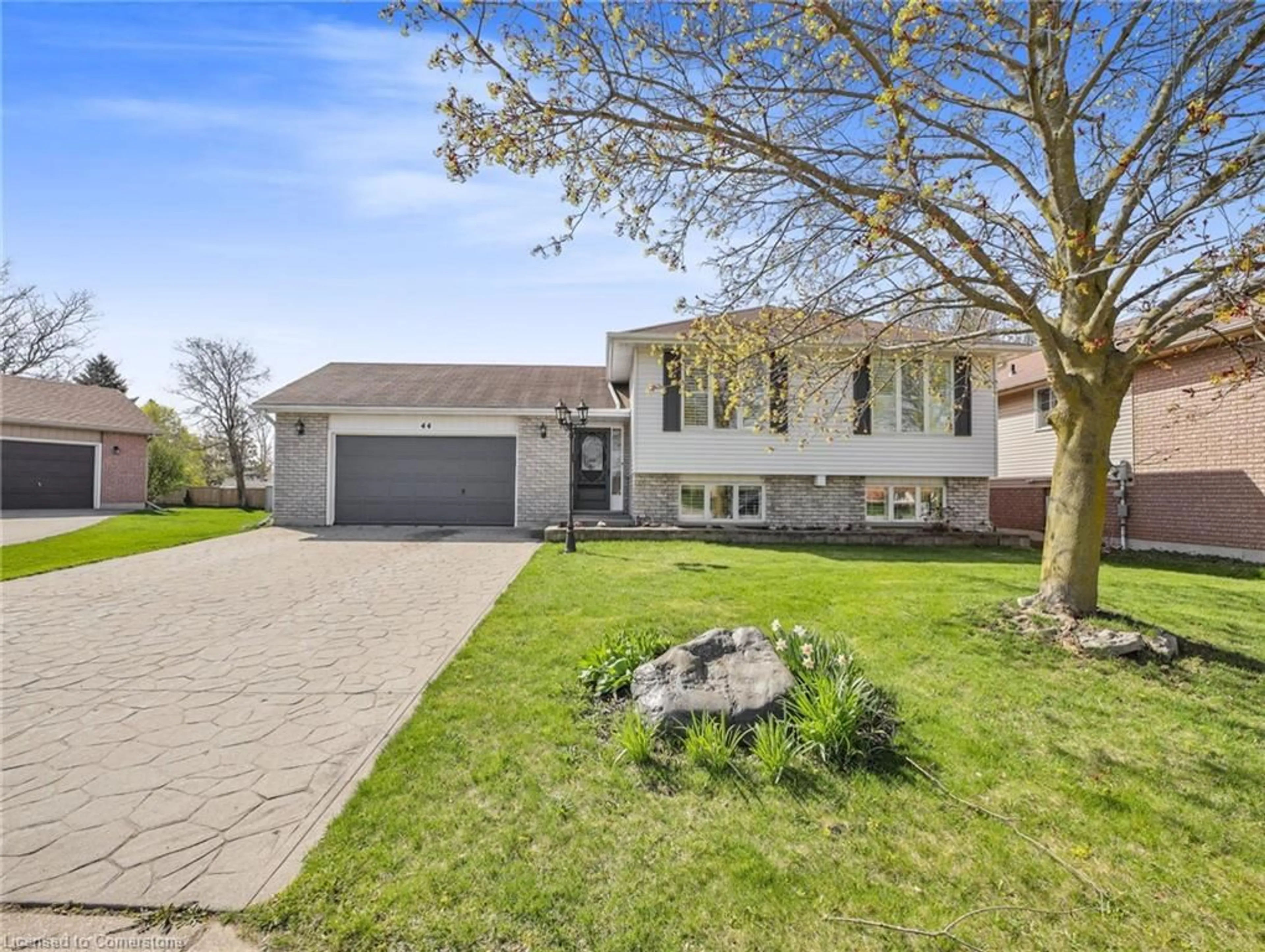 Unknown for 44 Windsor Dr, South Dumfries Ontario N0E 1N0