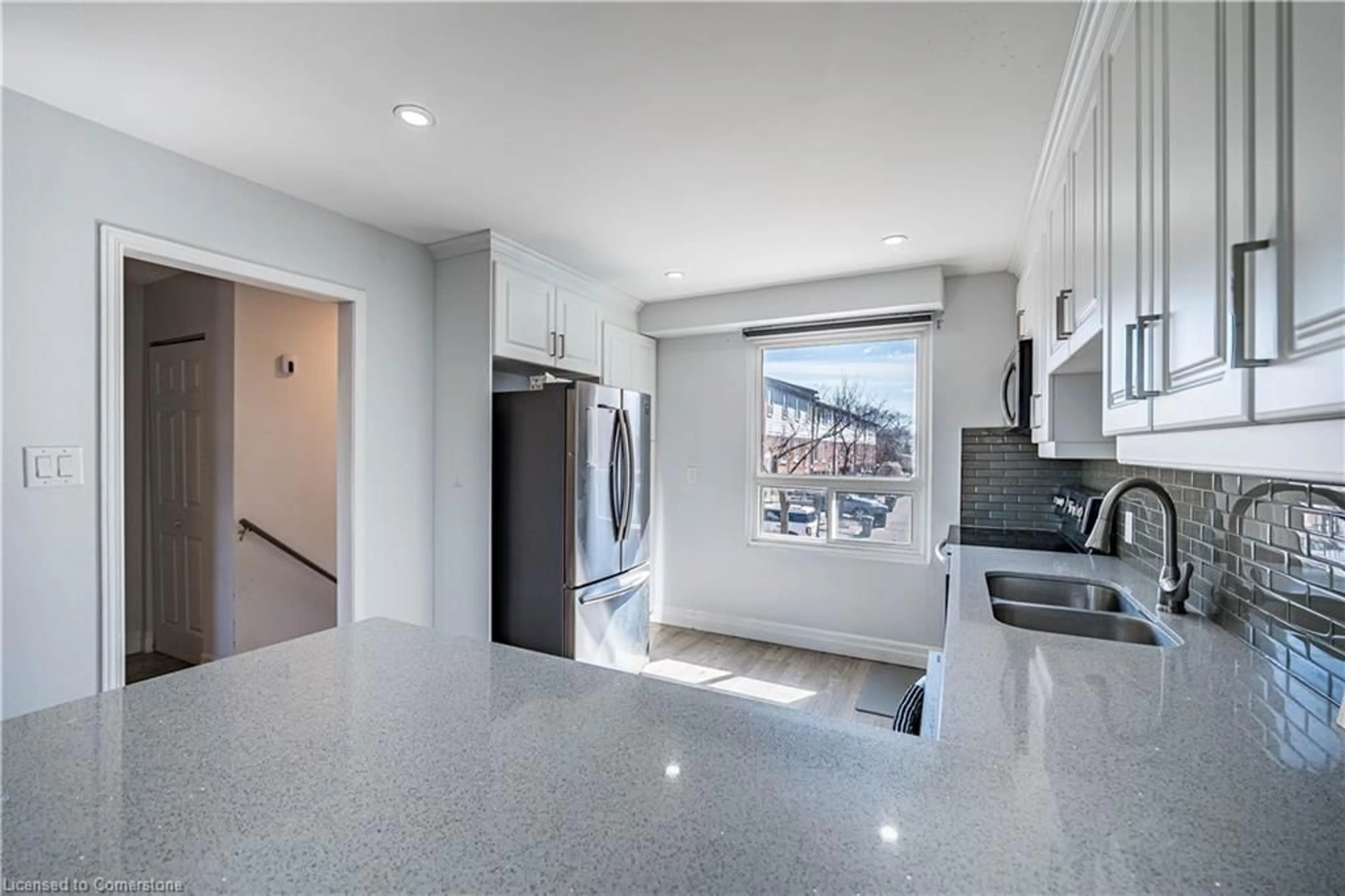 Open concept kitchen, unknown for 2445 Homelands Dr #47, Mississauga Ontario L5K 2C6