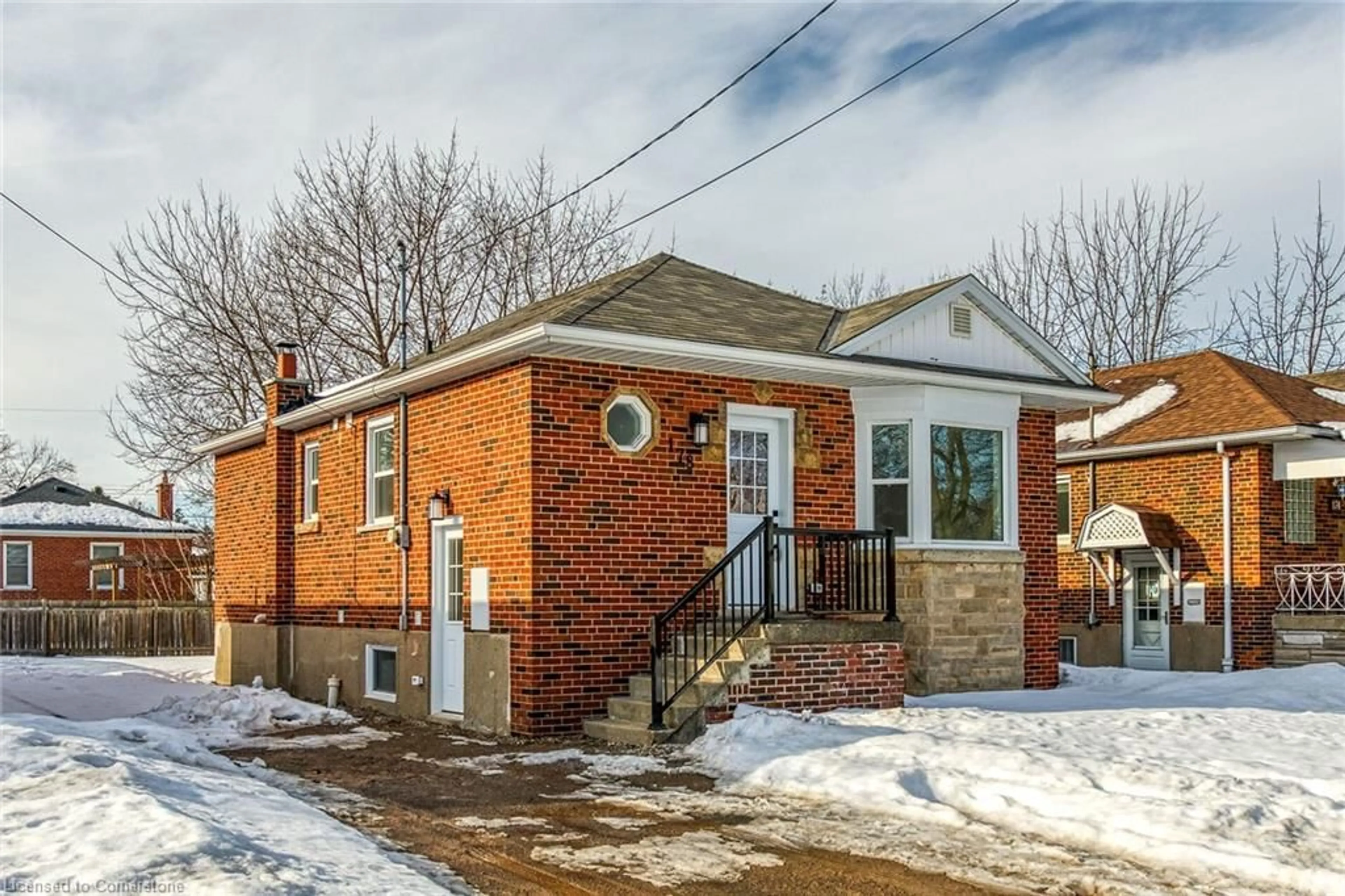Home with brick exterior material, street for 178 East 34th St, Hamilton Ontario L8V 3W6