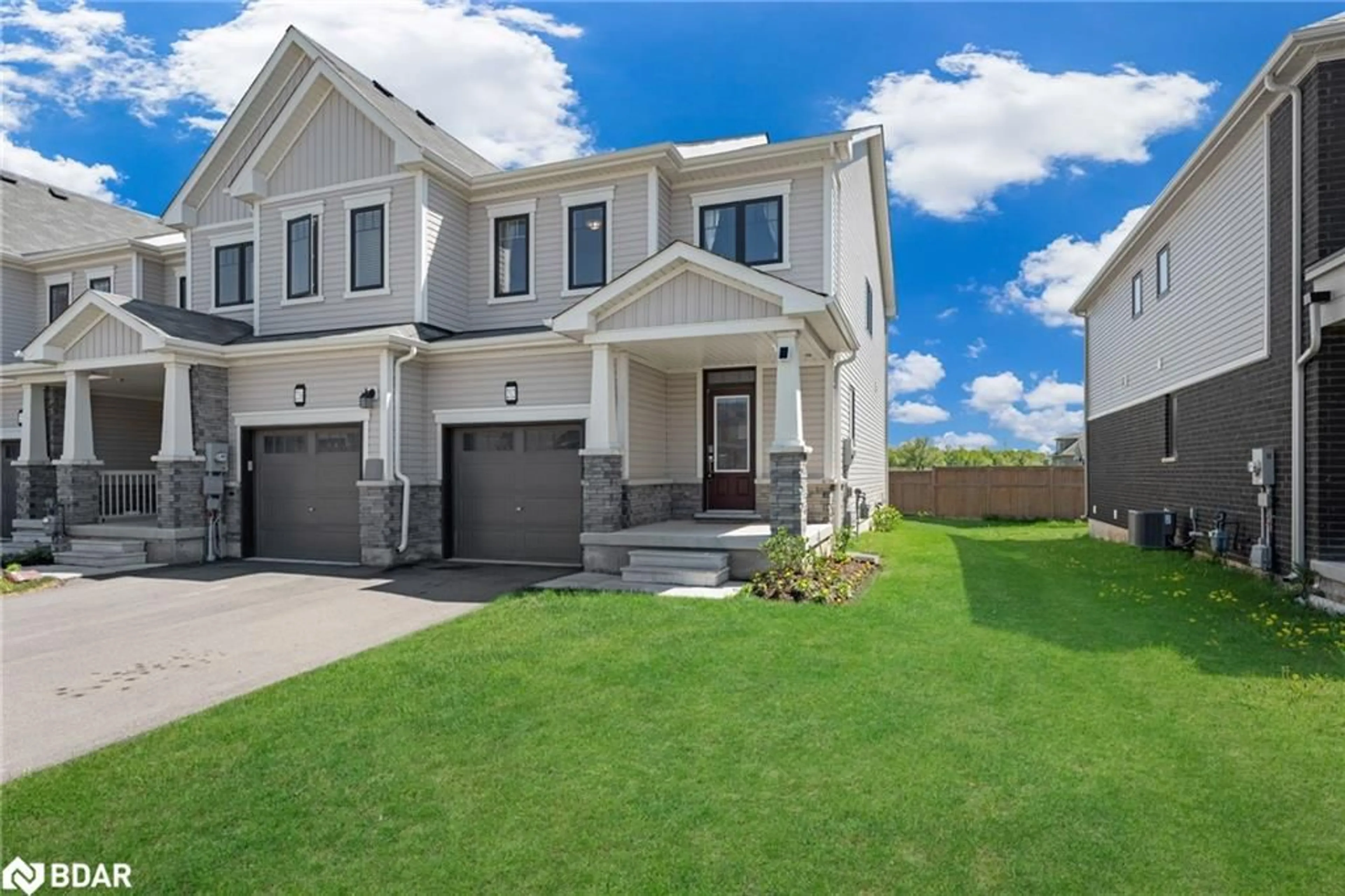 Unknown for 212 Explorer Way, Thorold Ontario L2V 0K2
