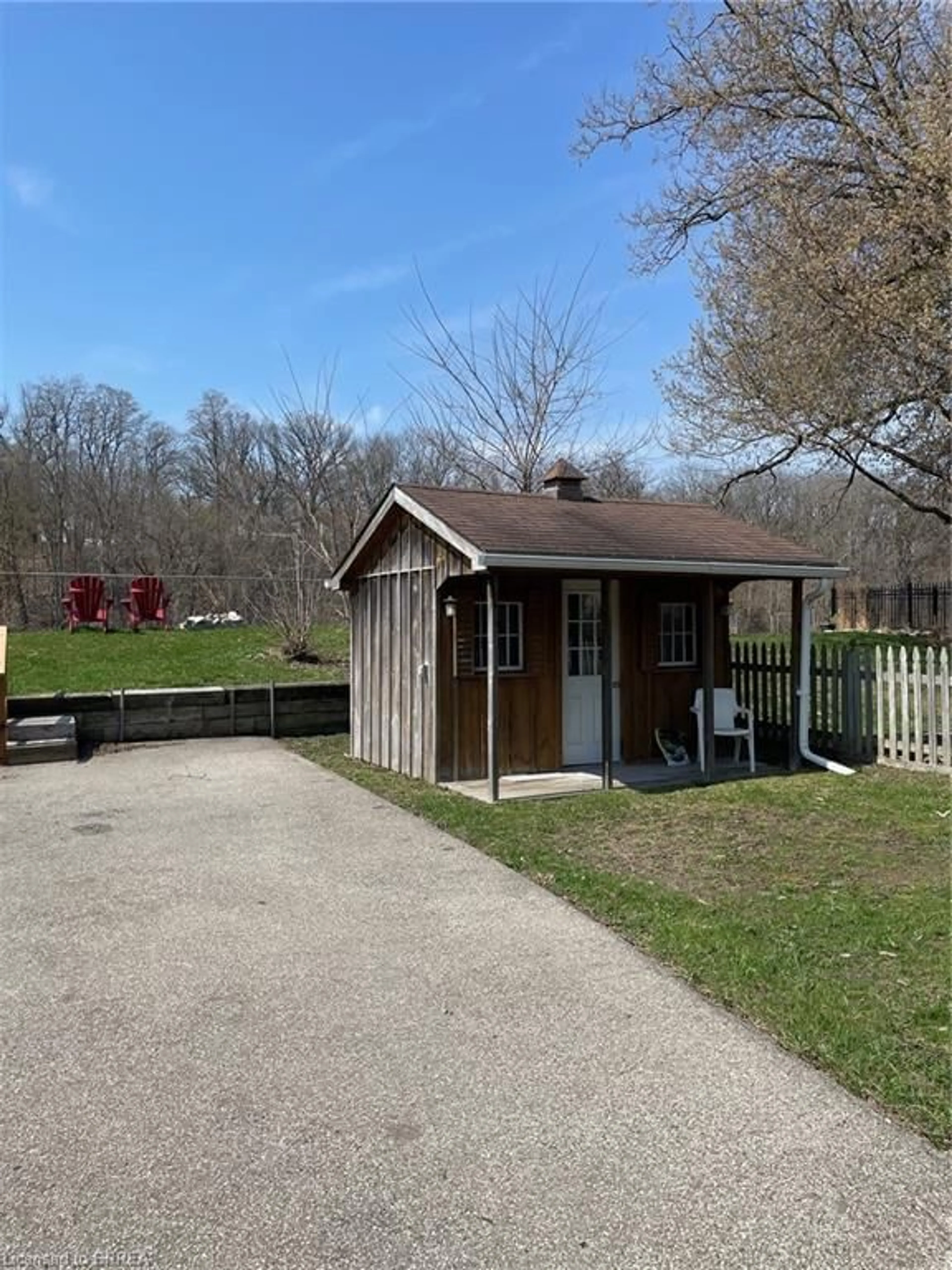 Shed for 28 Willow St, Paris Ontario N3L 2K6