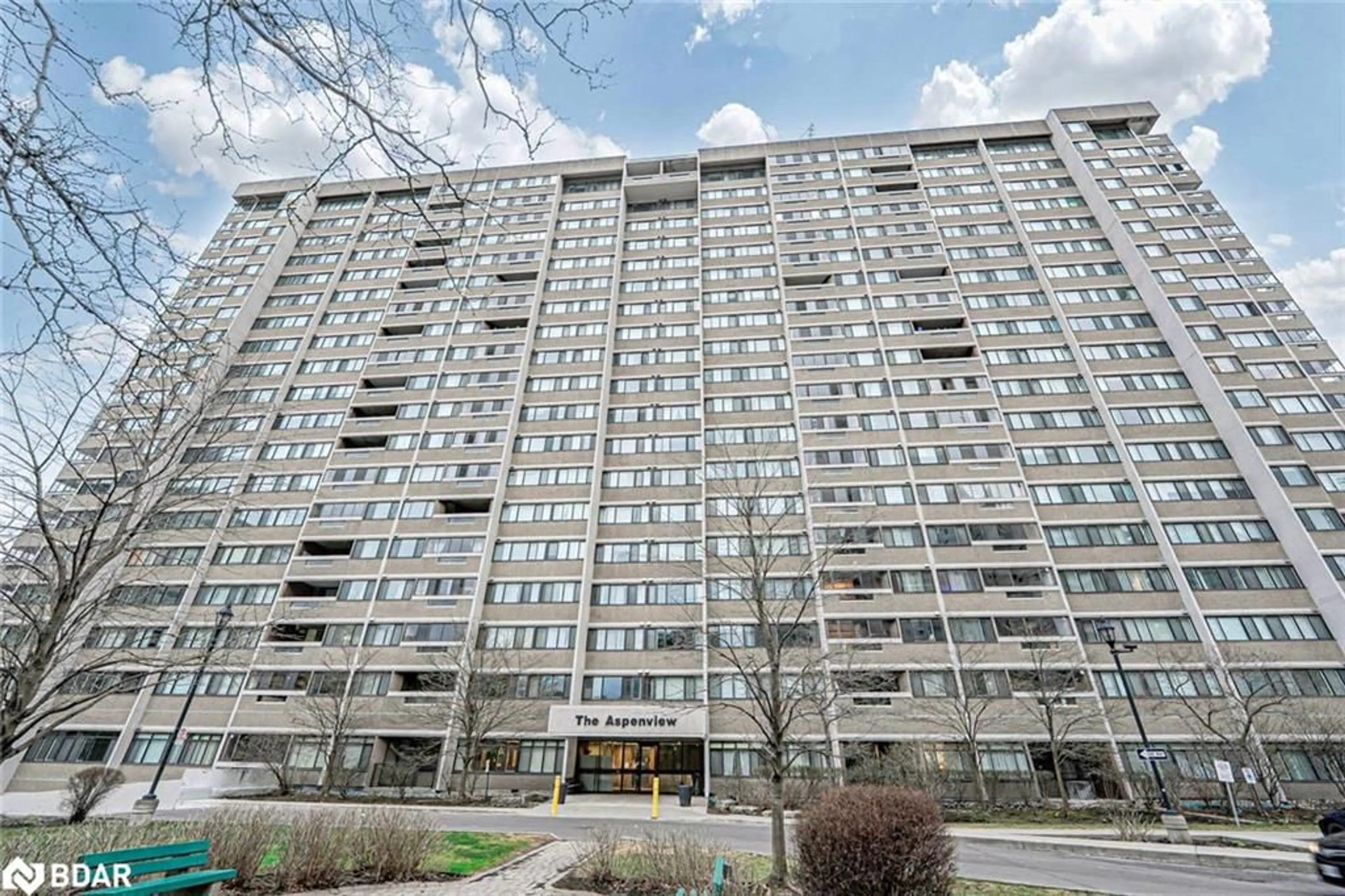 Unknown for 50 Elm Dr #907, Mississauga Ontario L5A 3X2
