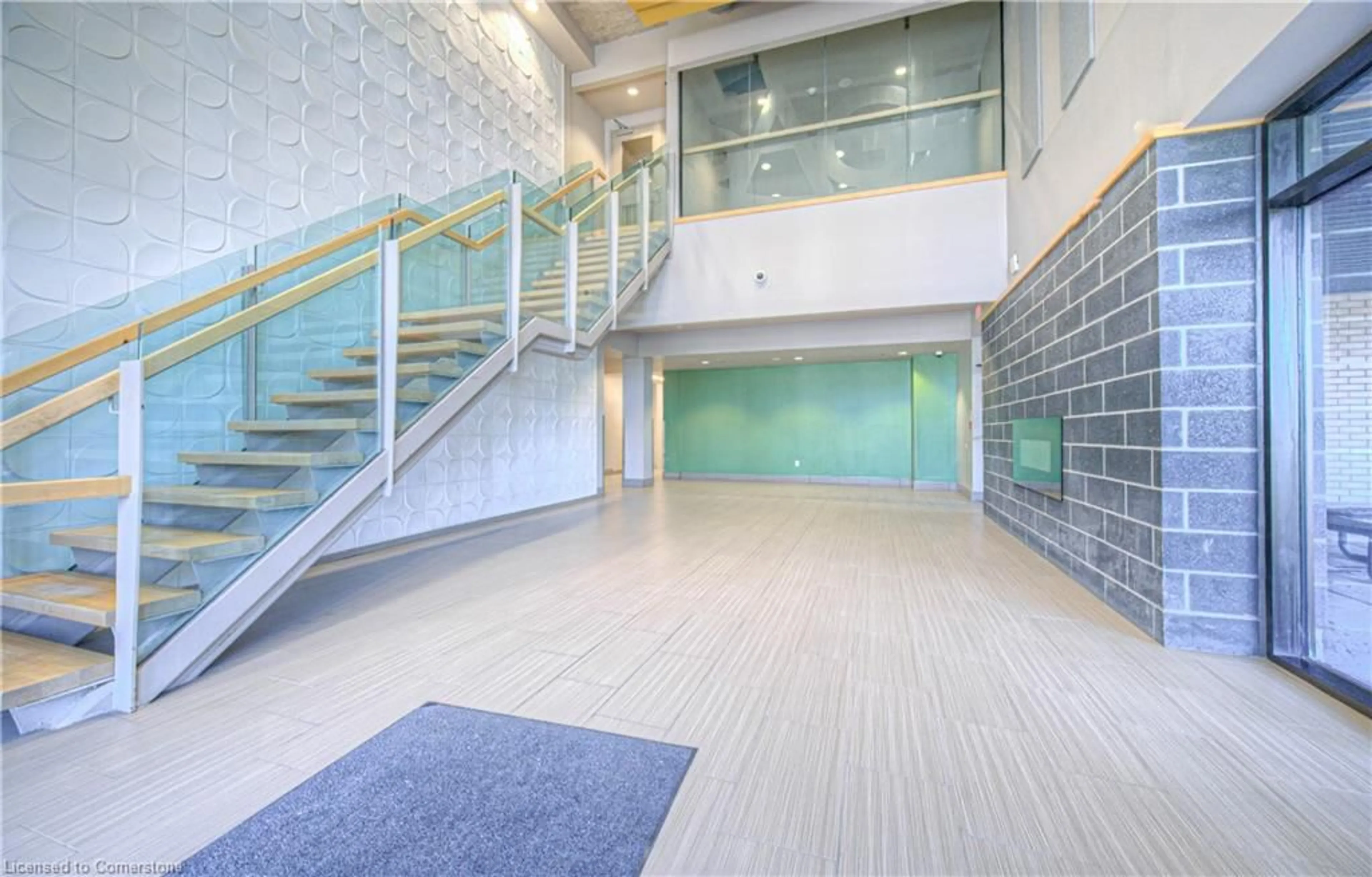 Indoor foyer for 8 Hickory St #302, Waterloo Ontario N2L 3H6