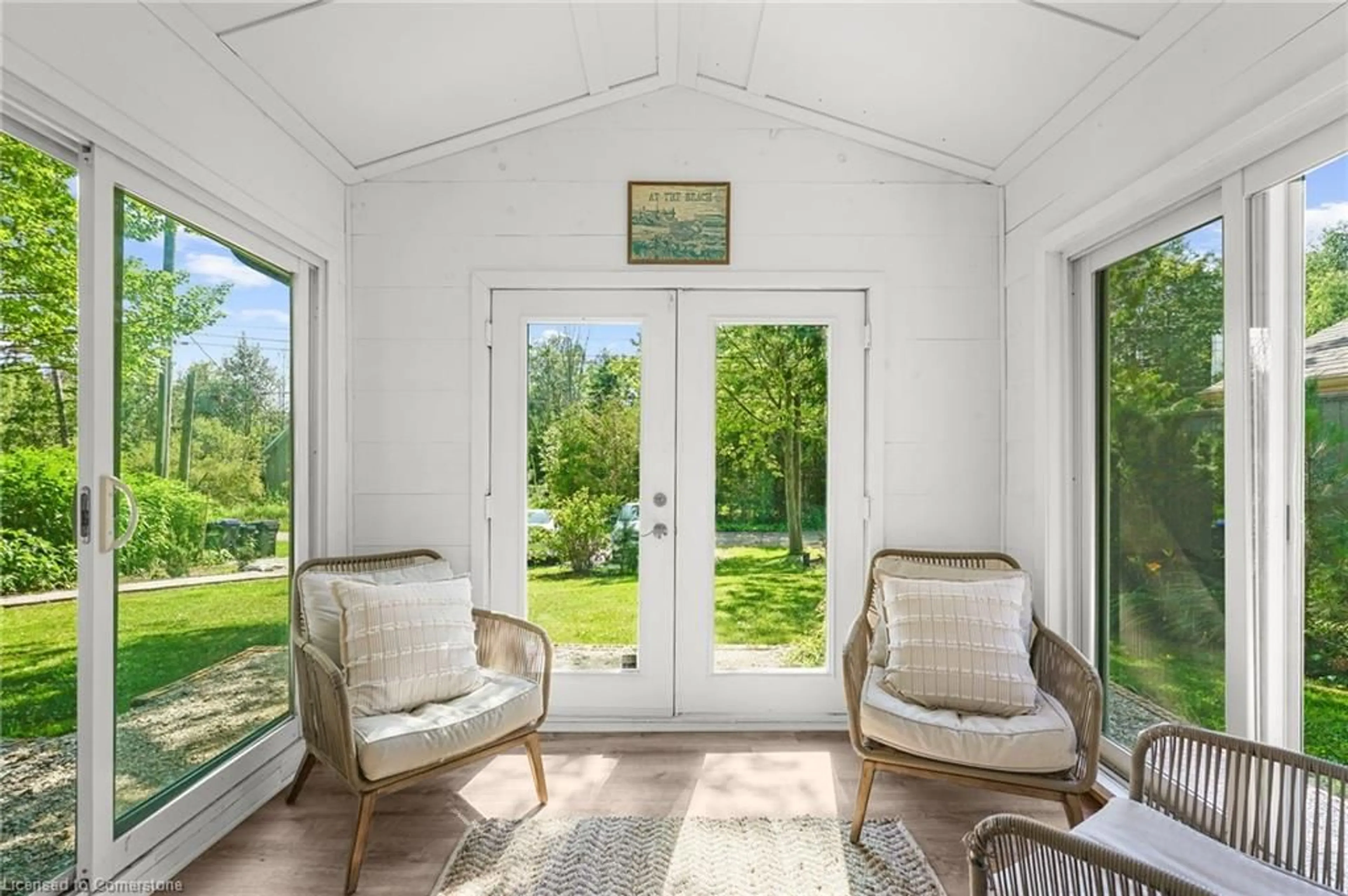 Indoor entryway for 23 Elizabeth Ave, Tiny Ontario L0L 1P1
