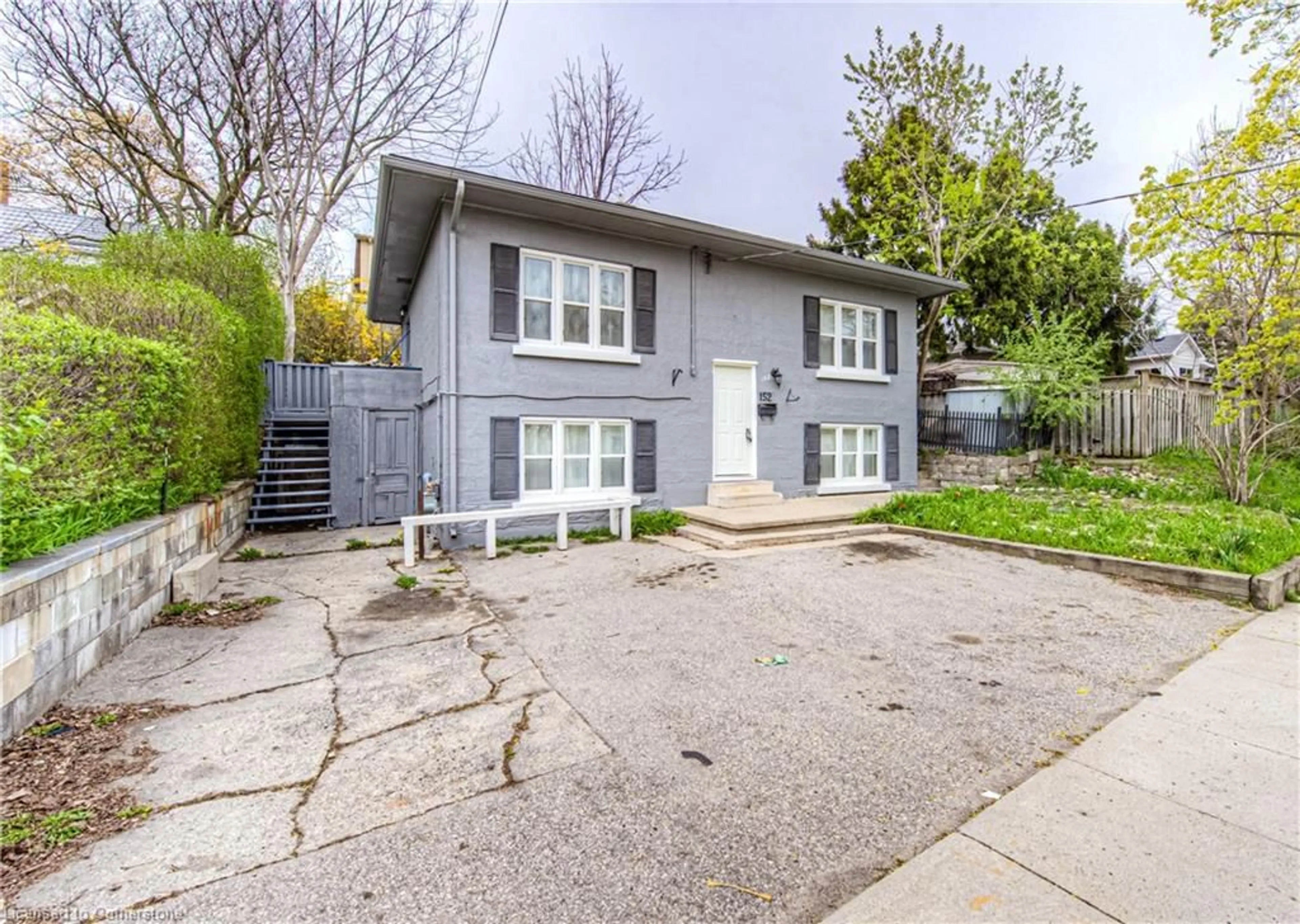 Home with brick exterior material, street for 152 Binscarth Rd, Kitchener Ontario N2M 3E5