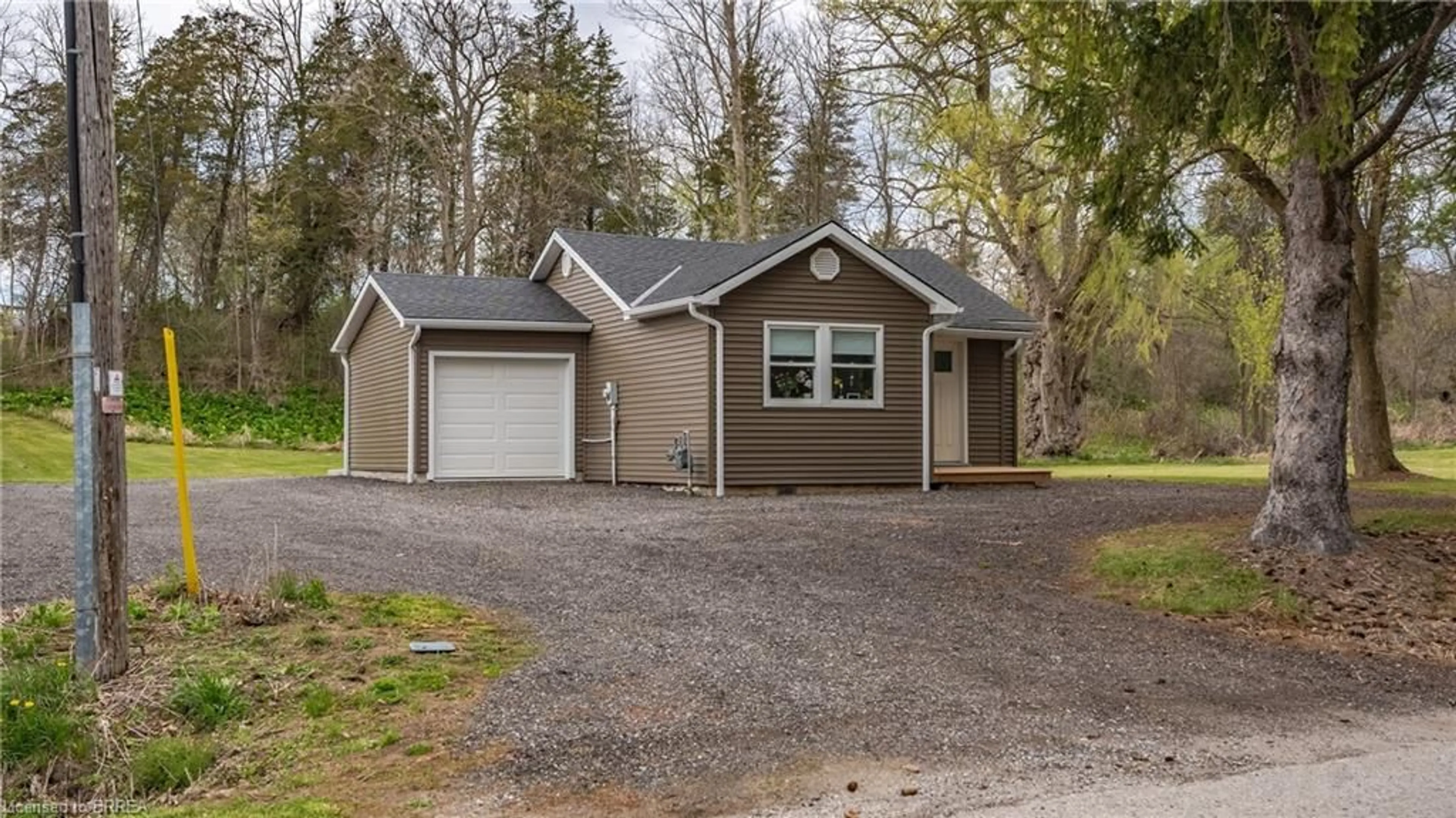 Home with vinyl exterior material, street for 1639 Vittoria Rd, Vittoria Ontario N0E 1W0