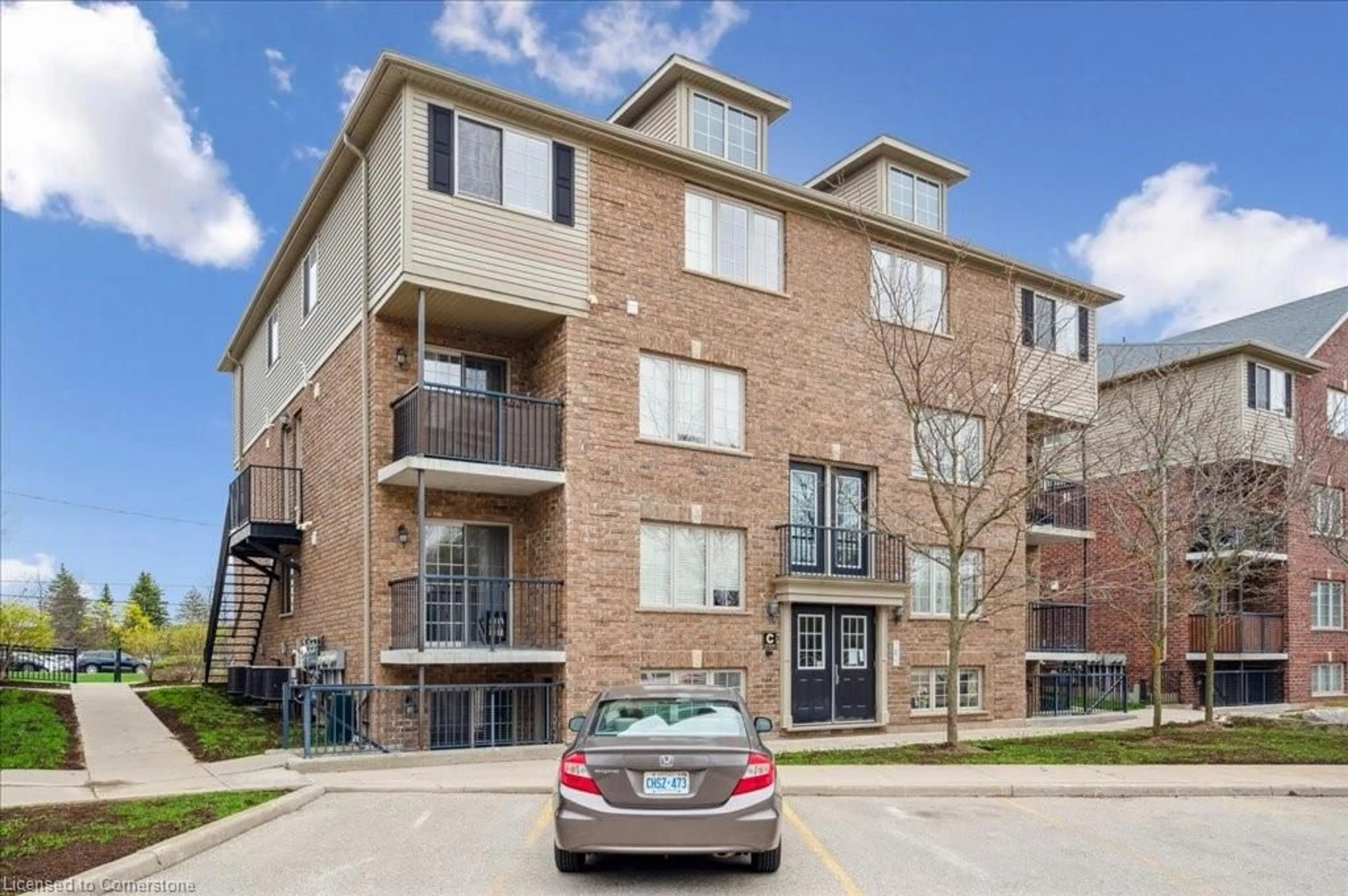 Home with brick exterior material, street for 950 Highland Rd #17, Kitchener Ontario N2N 0A5