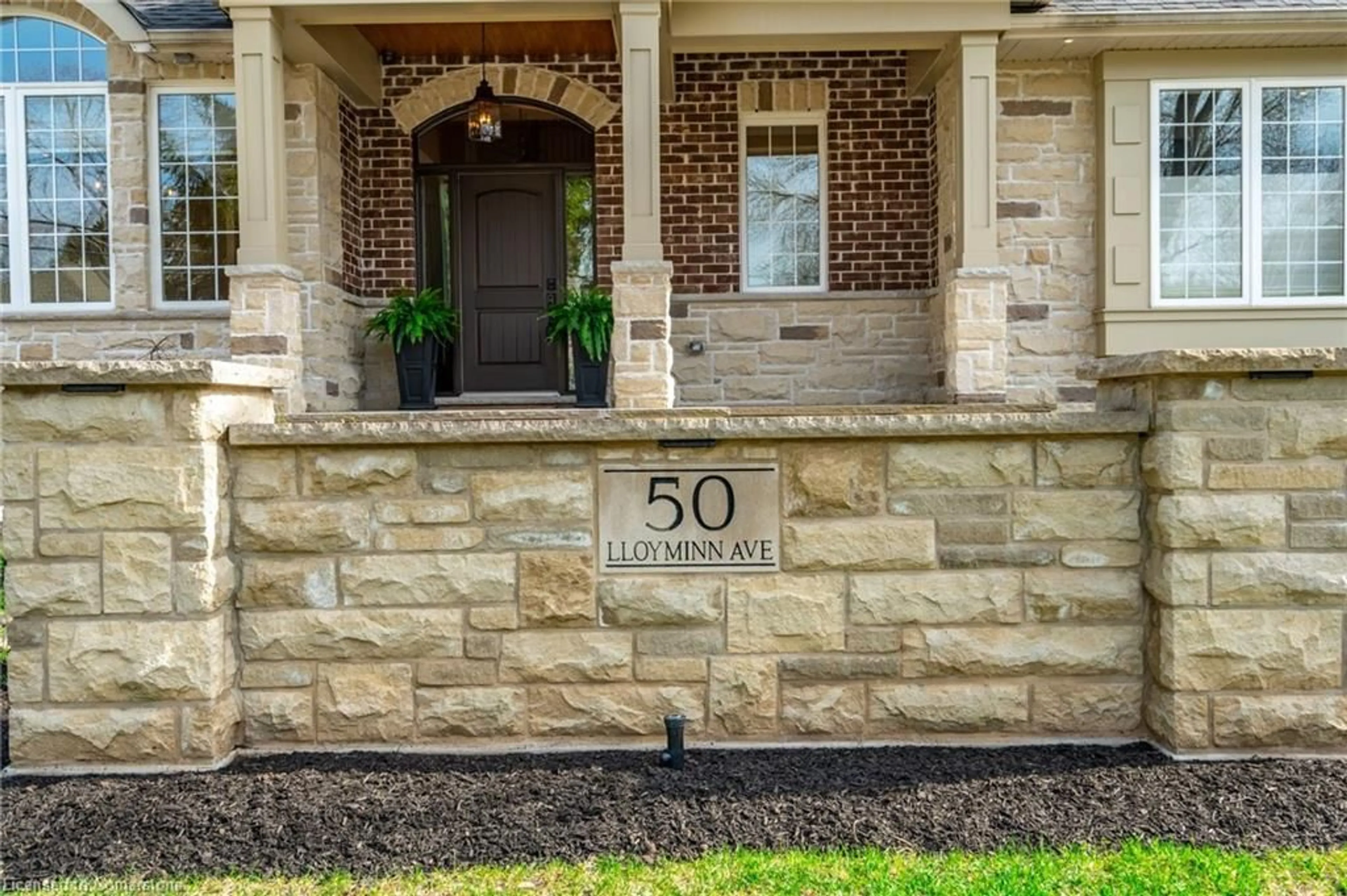 Unknown for 50 Lloyminn Ave, Ancaster Ontario L9G 1H3